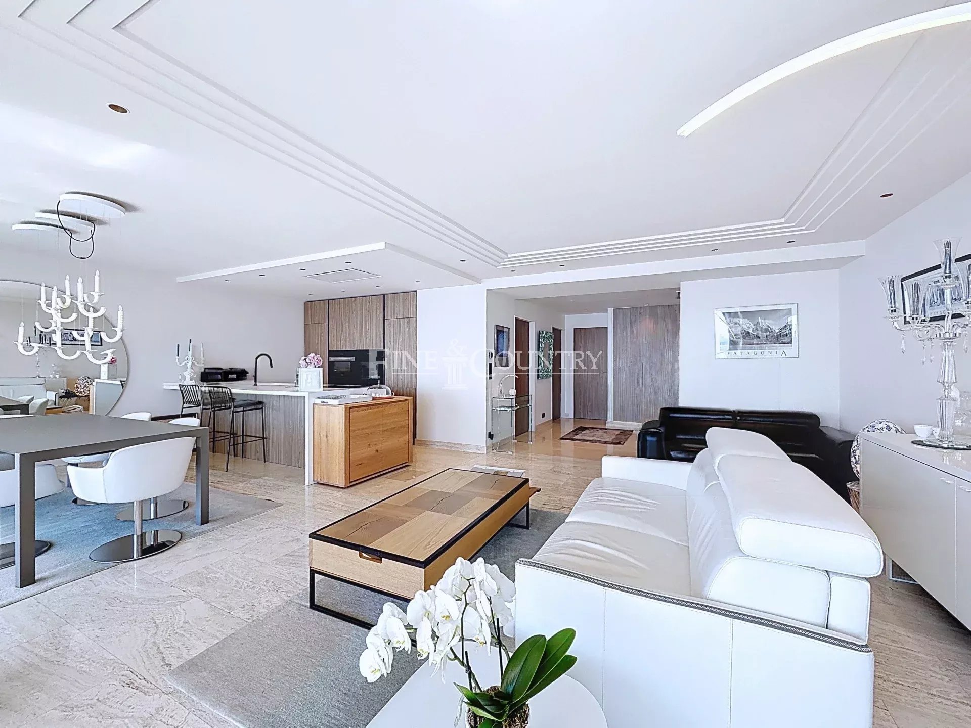 Photo of Apartment for sale in Cannes panoramic sea view
