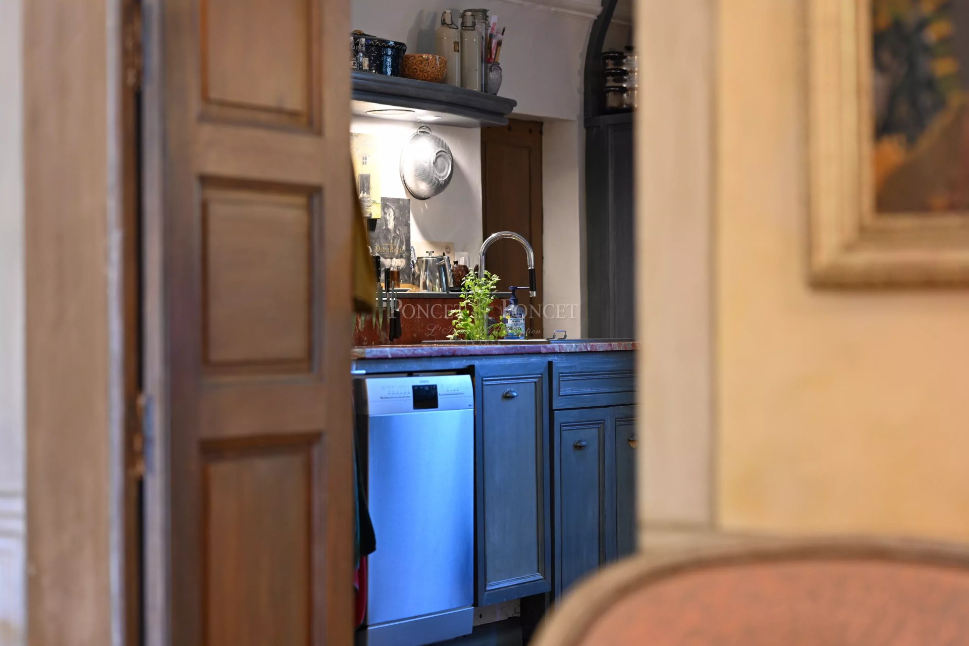 7 Bedroom Chateau's Image 16