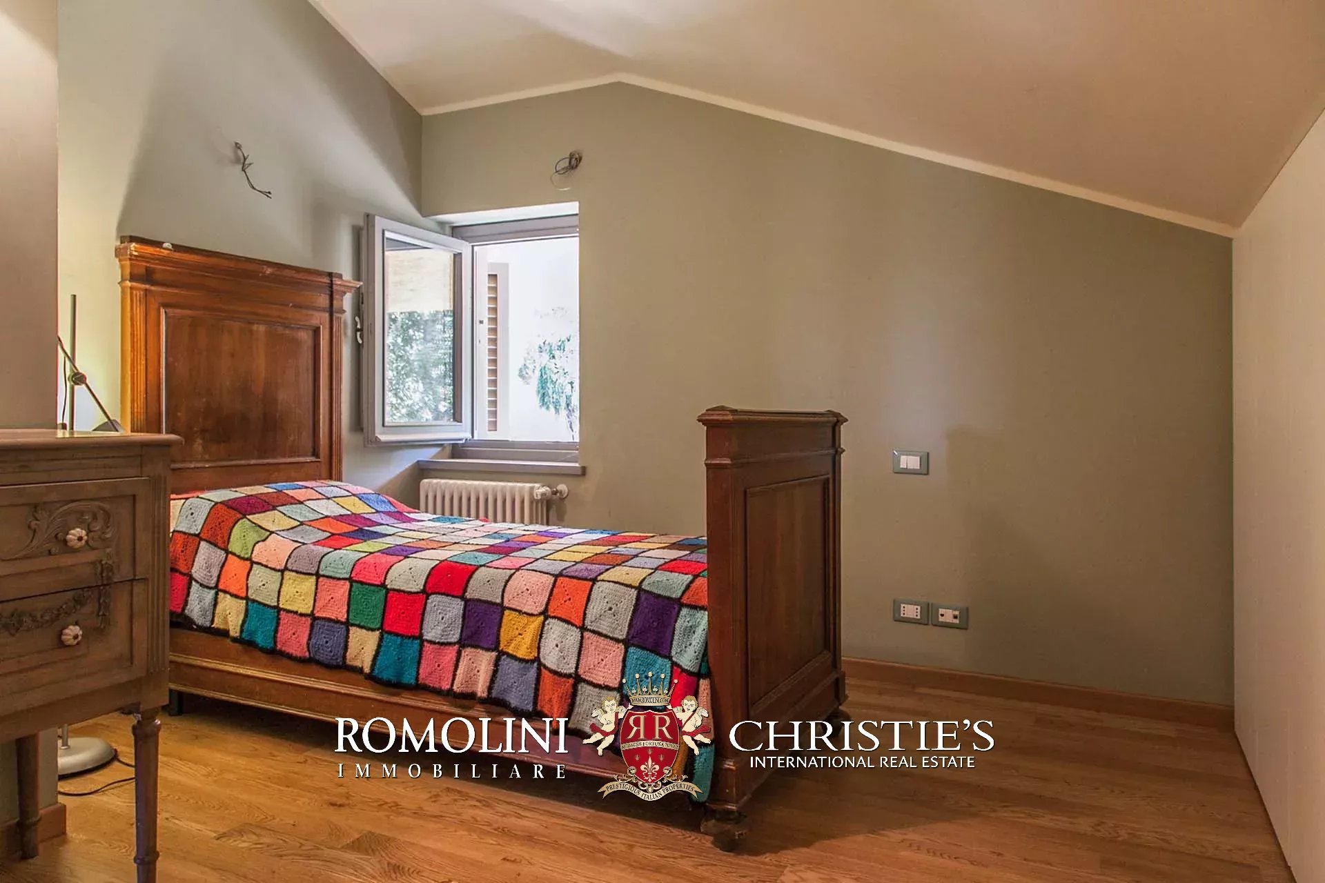 5 Bedroom Villa/Townhouse's Image 66
