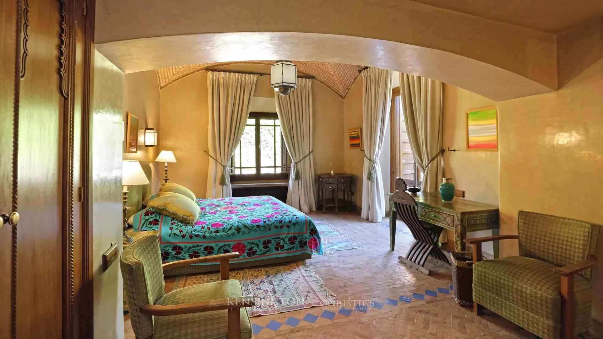 8 Bedroom Villa/Townhouse's Image 31