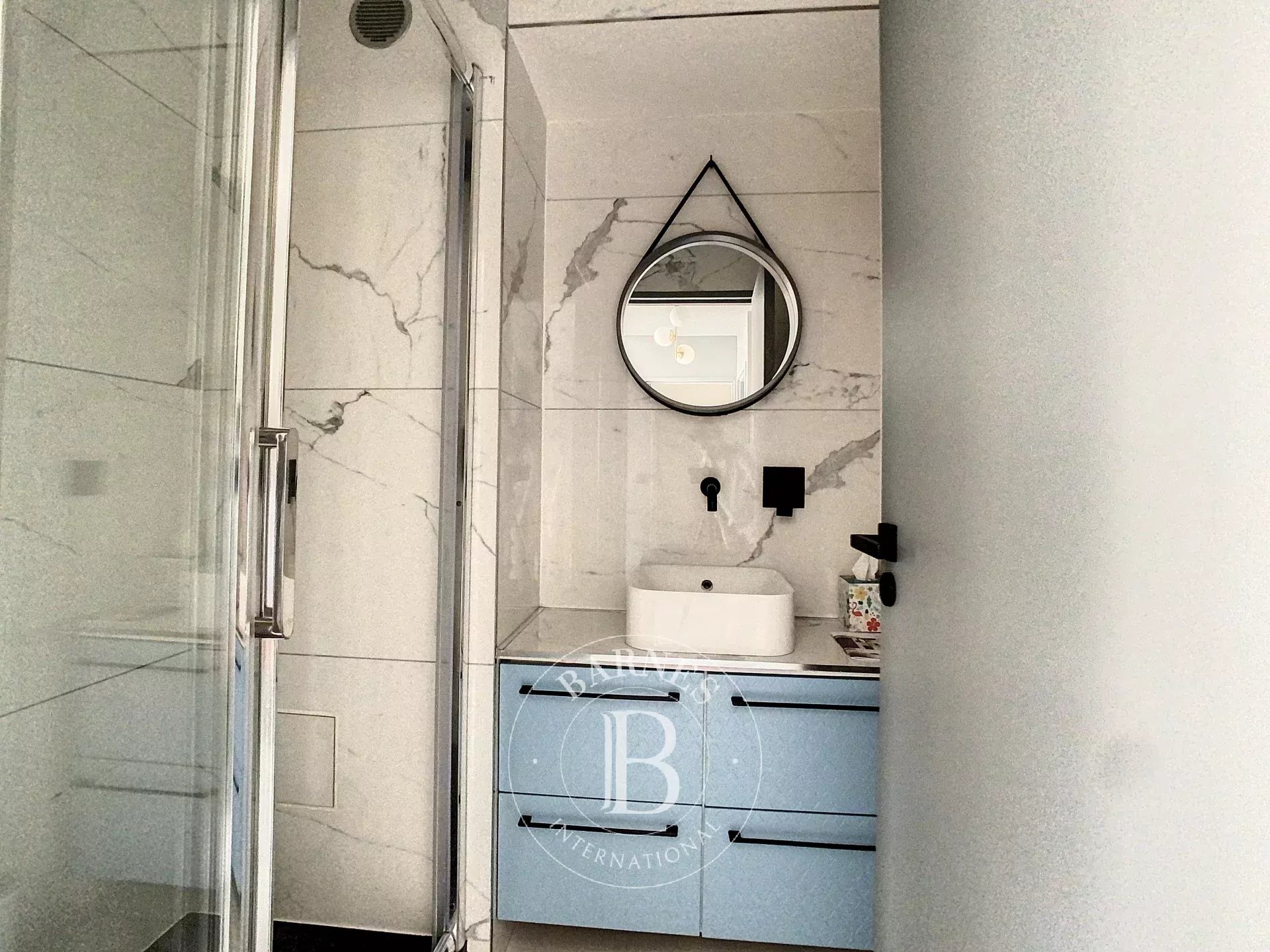 Daire Paris 18ème - picture 14