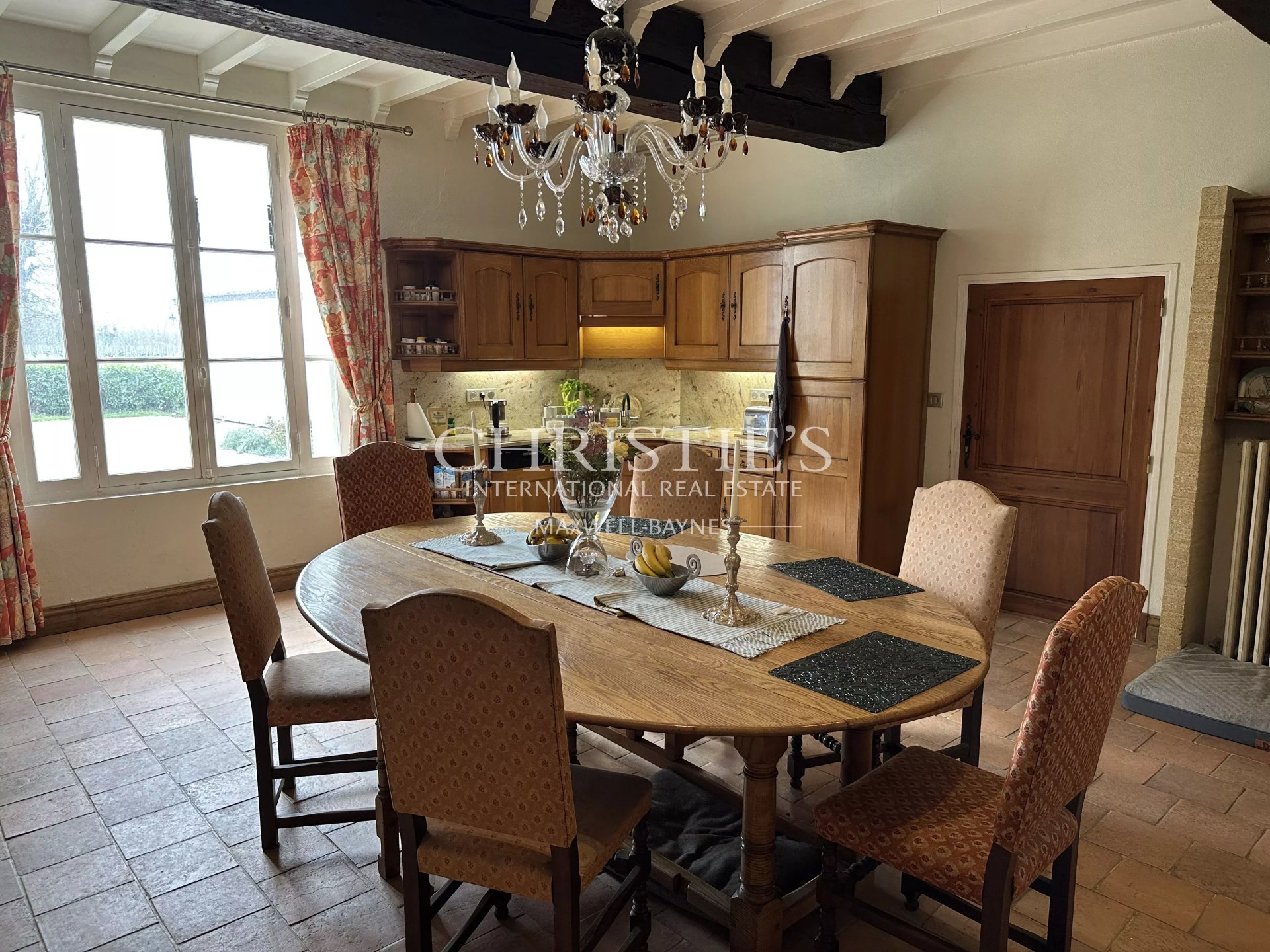 8 Bedroom Vineyard's Image 28