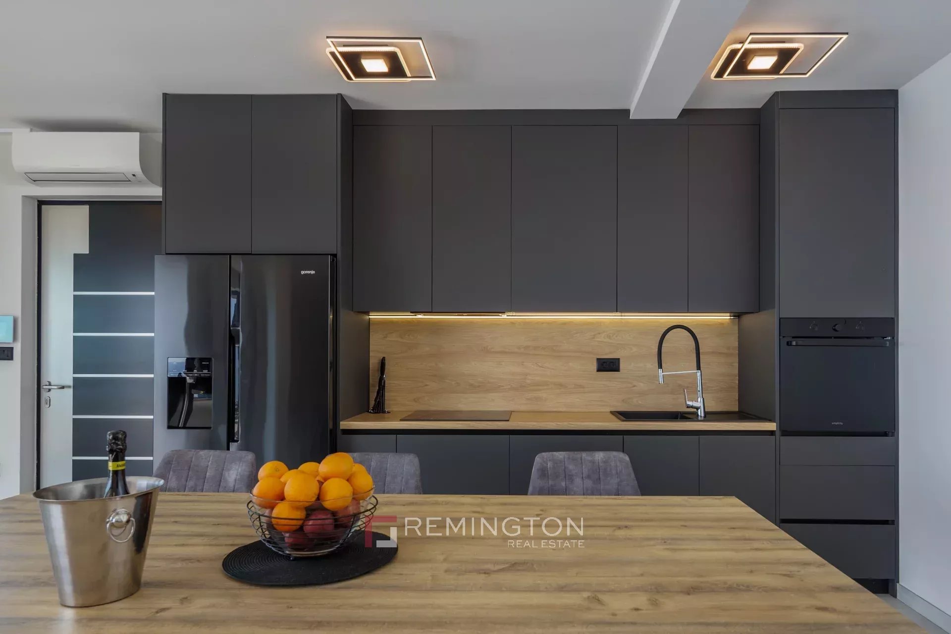 2 Bedroom Villa/Townhouse's Image 4