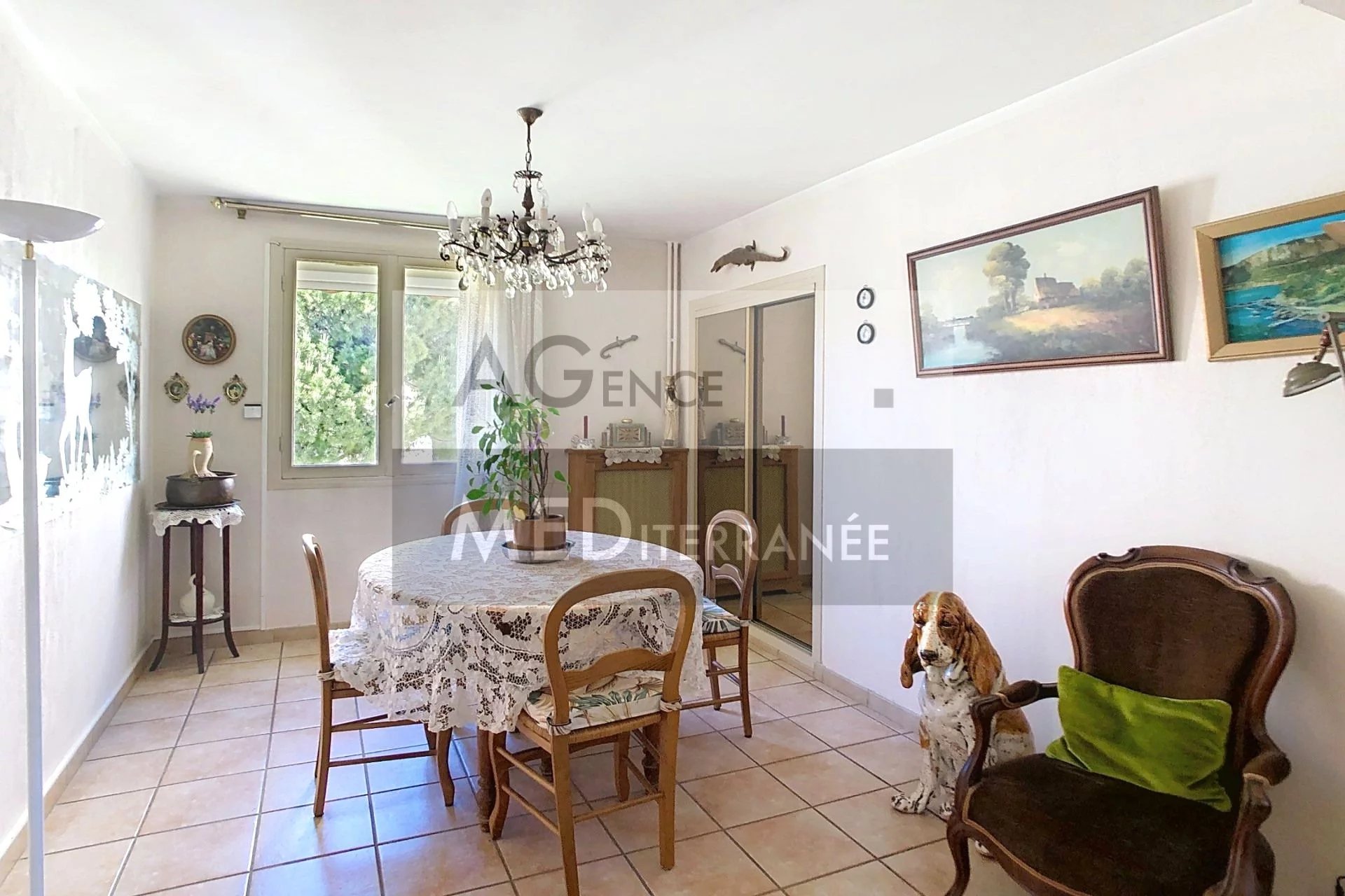 3 BEDROOMS APARTMENT