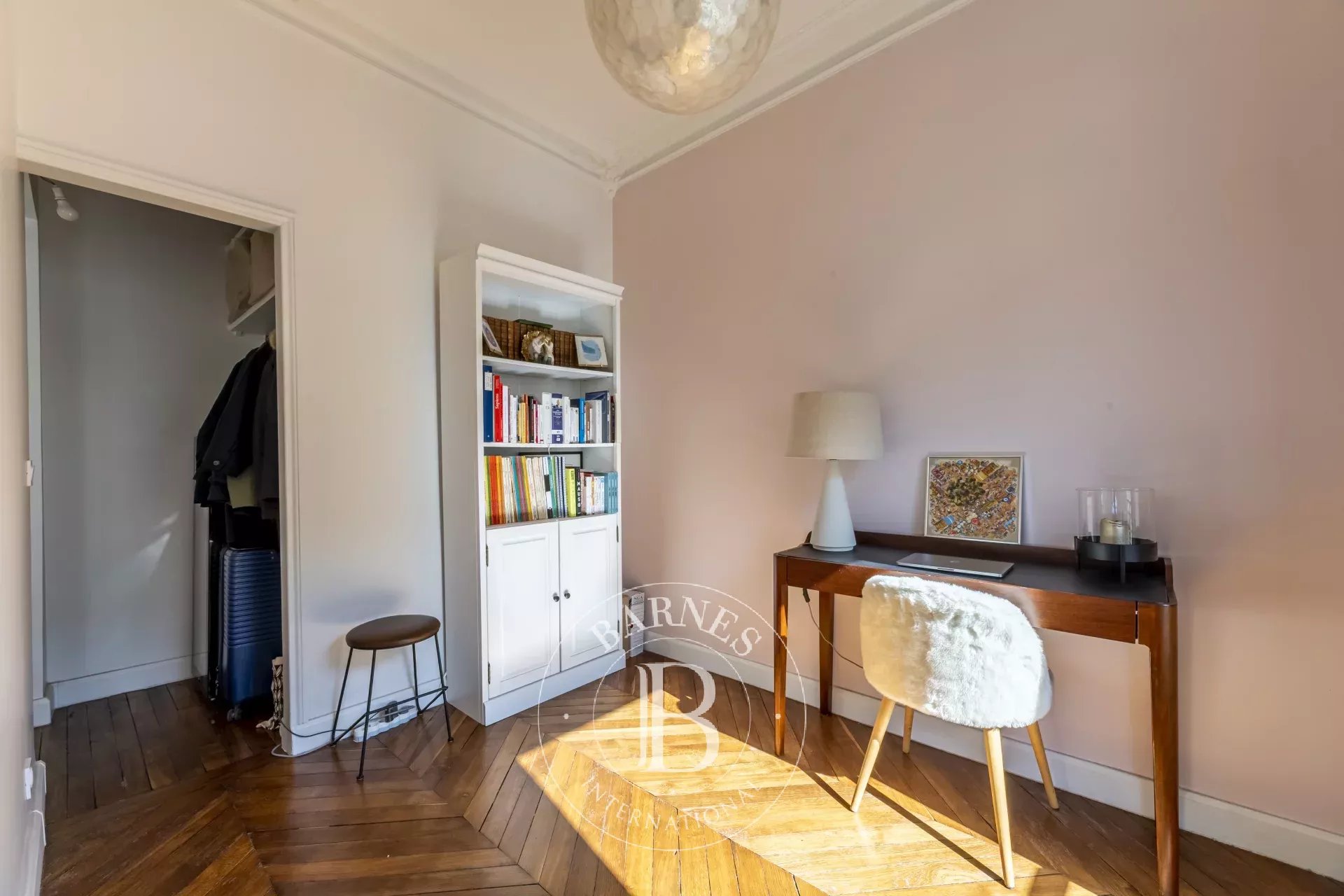 Daire Paris 8ème - picture 7