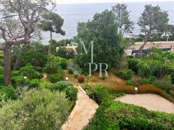 Magnificent 3-room apartment with panoramic sea view - Cannes — photo 3