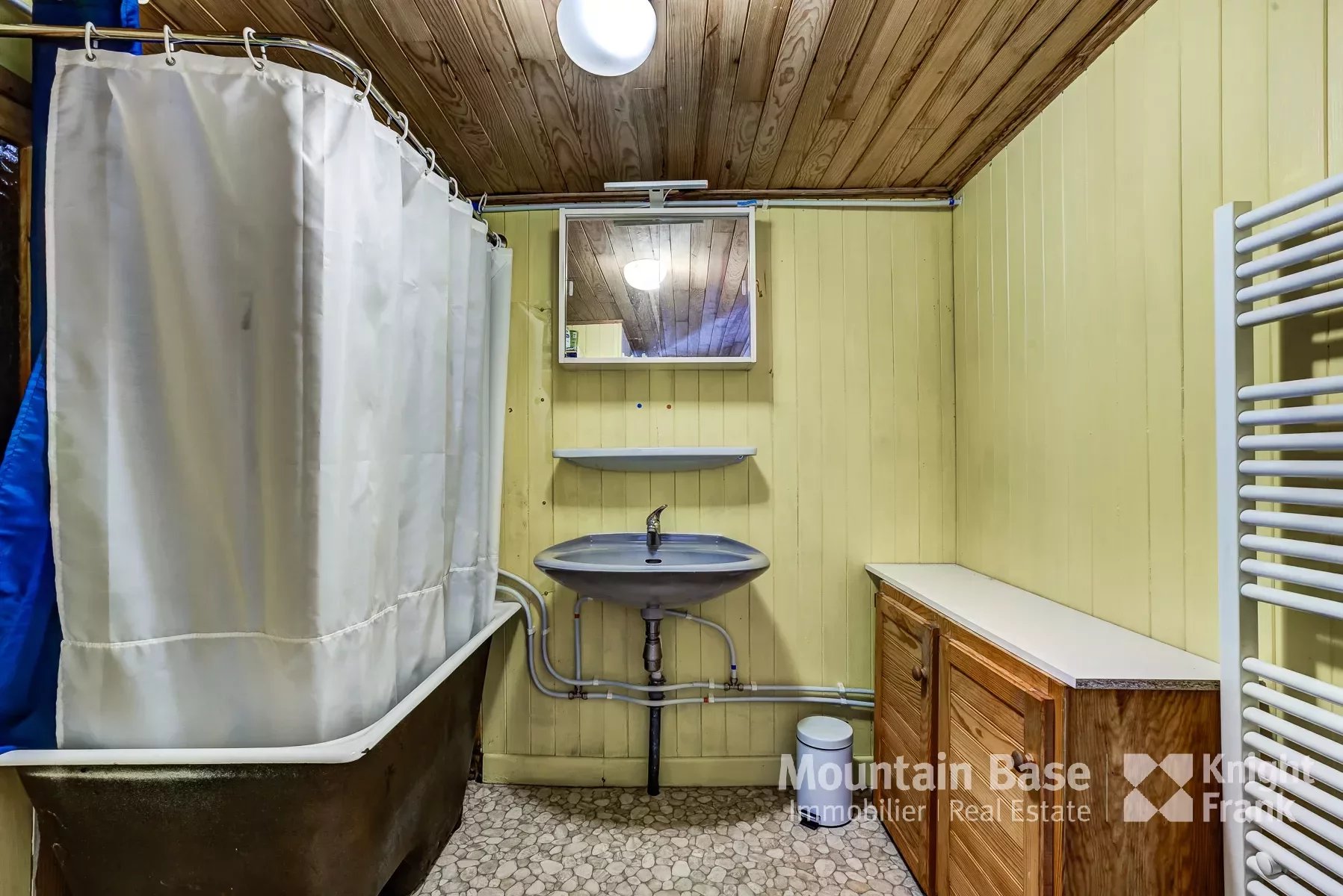 Photo of A charming small chalet in the mountain pasture of Coupeau