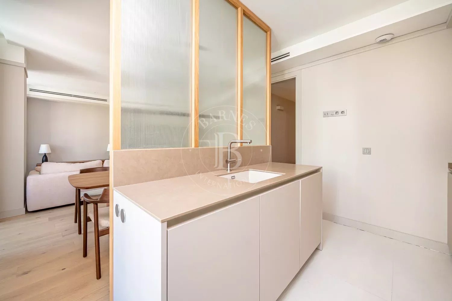 Daire Madrid - picture 11