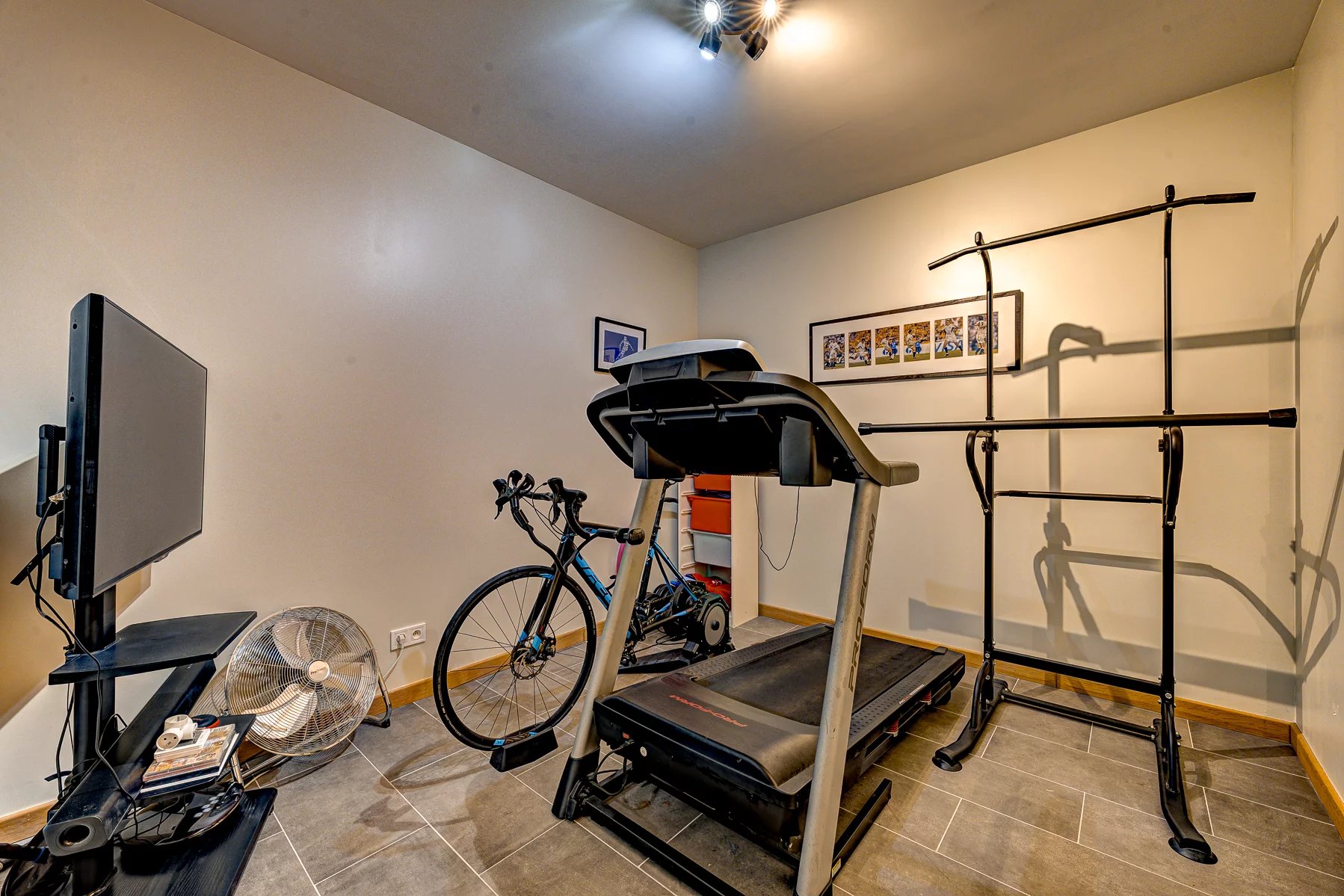 Photo of LES BOSSONS - A large, 4-bedroom chalet with independent apartment in les Bossons, Chamonix