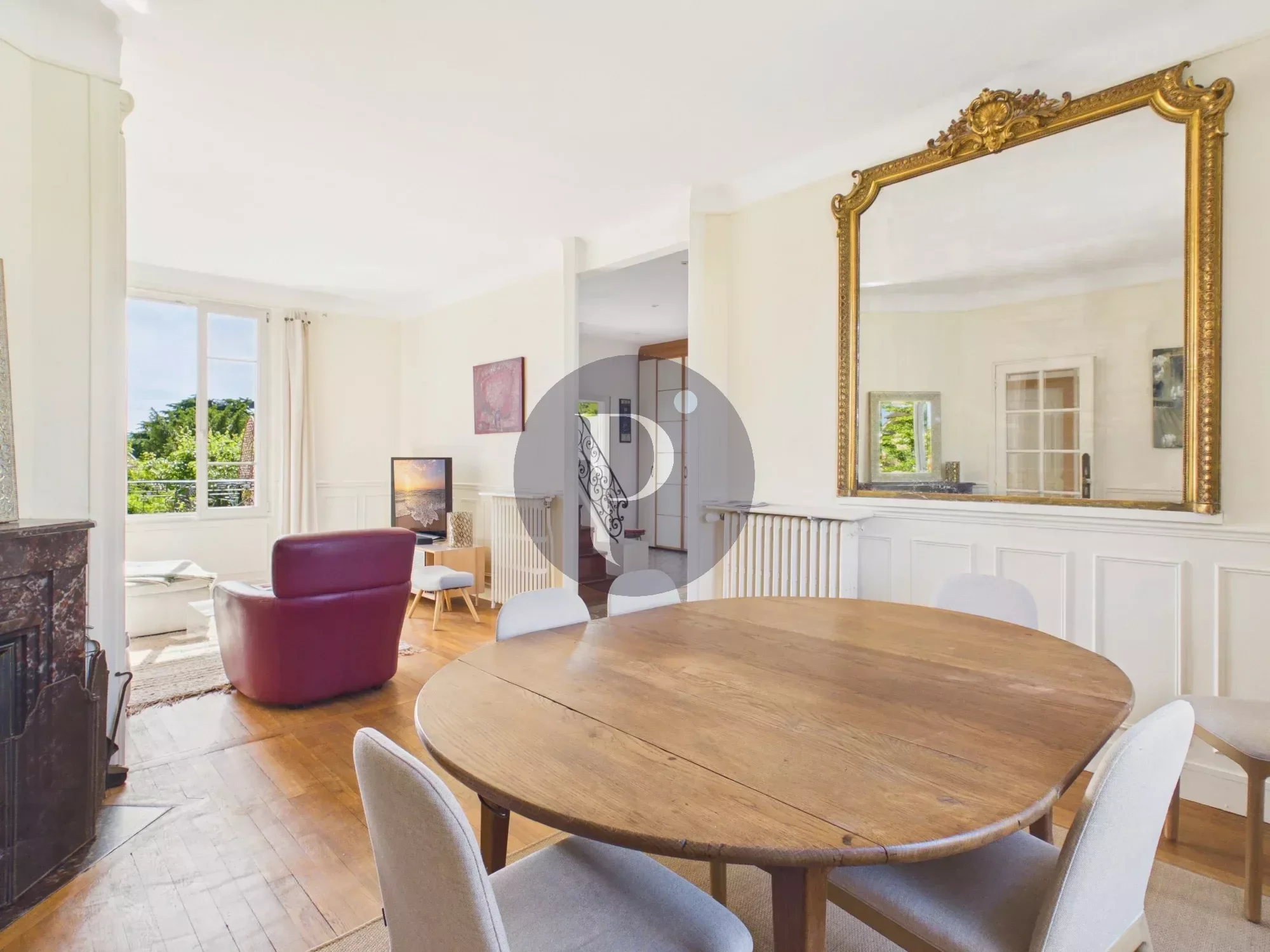 vente-maison-8-pieces-verrieres-le-buisson-86964081