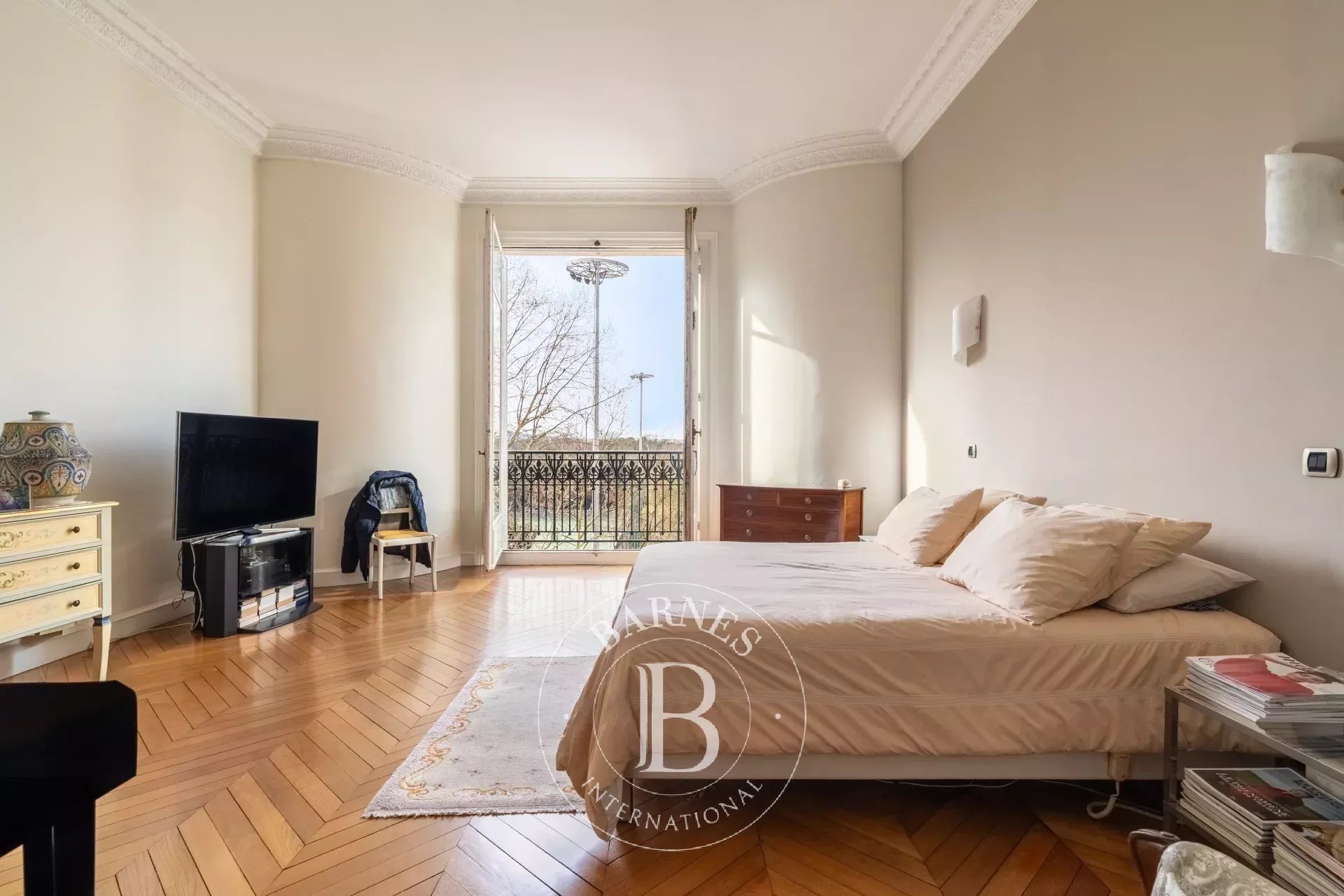 Exclusive - Paris 16 - 6 bedroom apartment - picture 9 title=