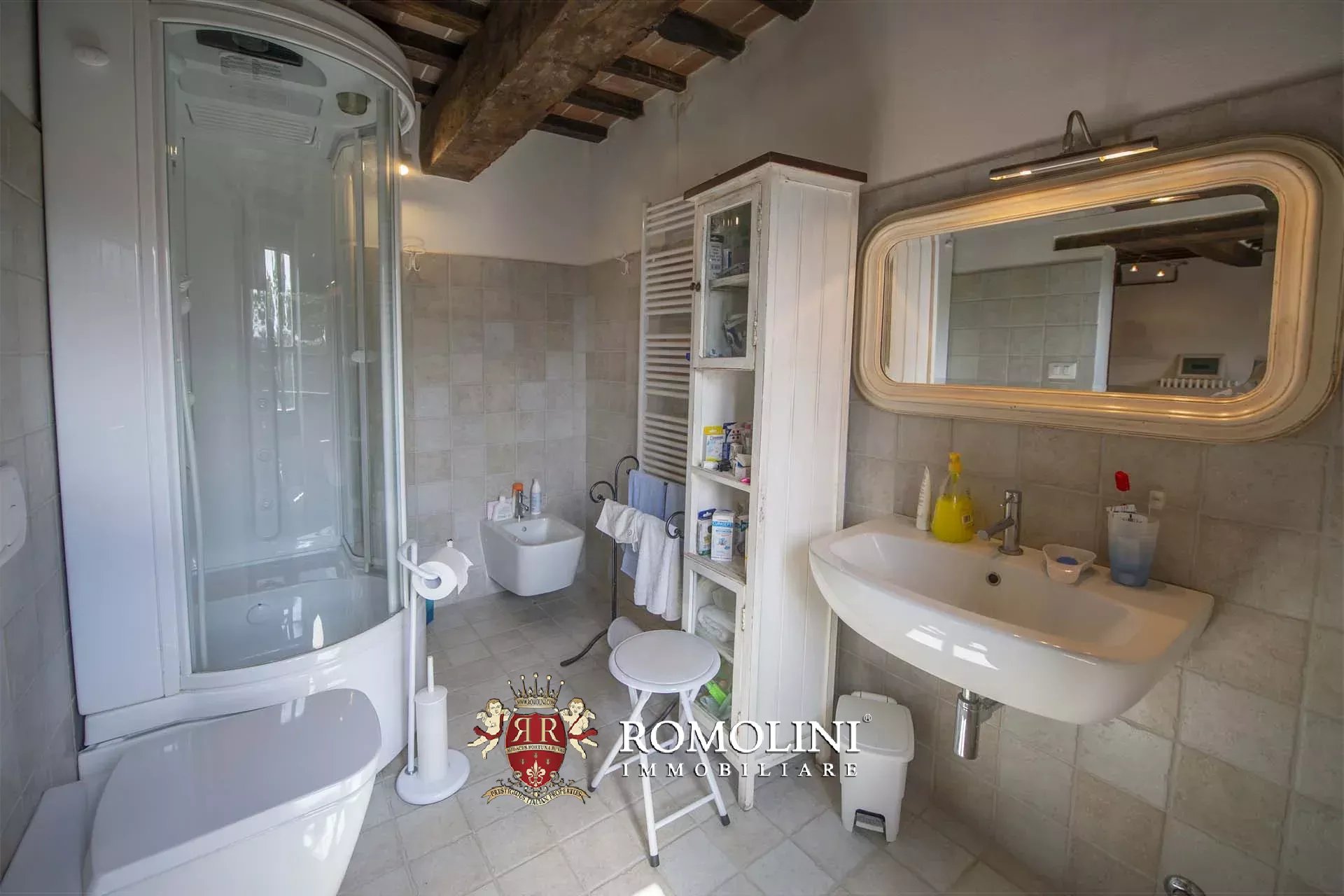 11 Bedroom Villa/Townhouse's Image 17