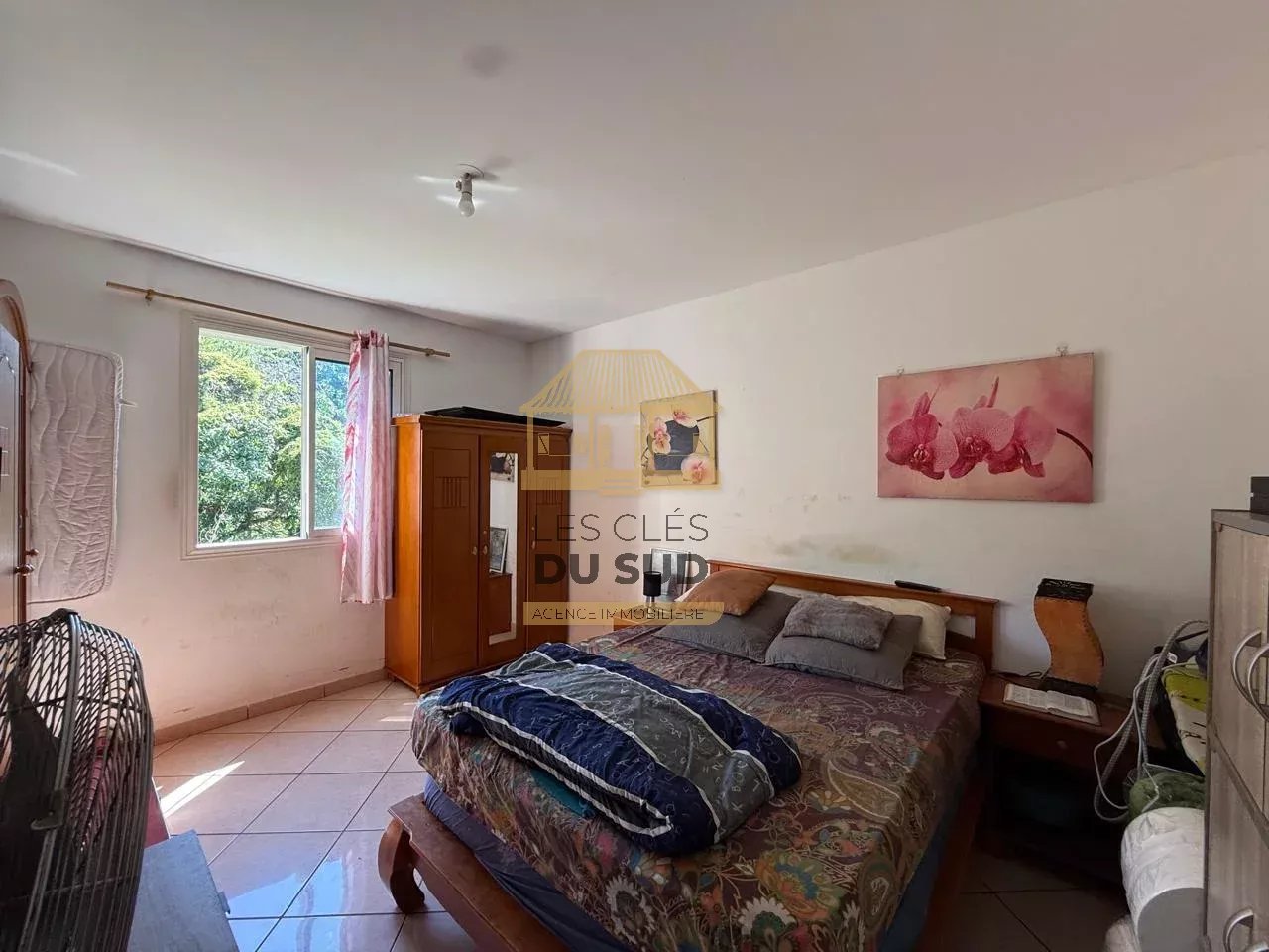 A VENDRE - APPARTEMENT DE TYPE T4 DE 78 M2 ENVIRON - ETANG SALÉ - 197 000 €
