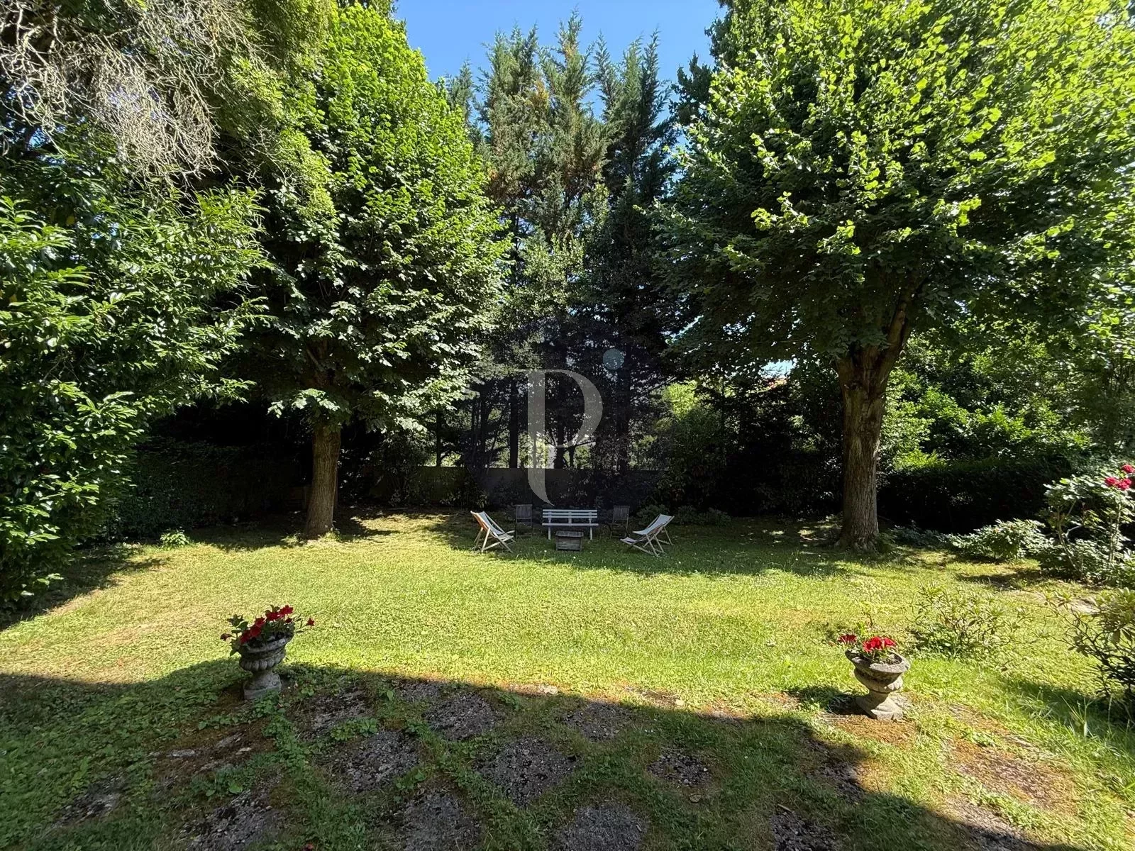 vente-maison-10-pieces-sceaux-86002064