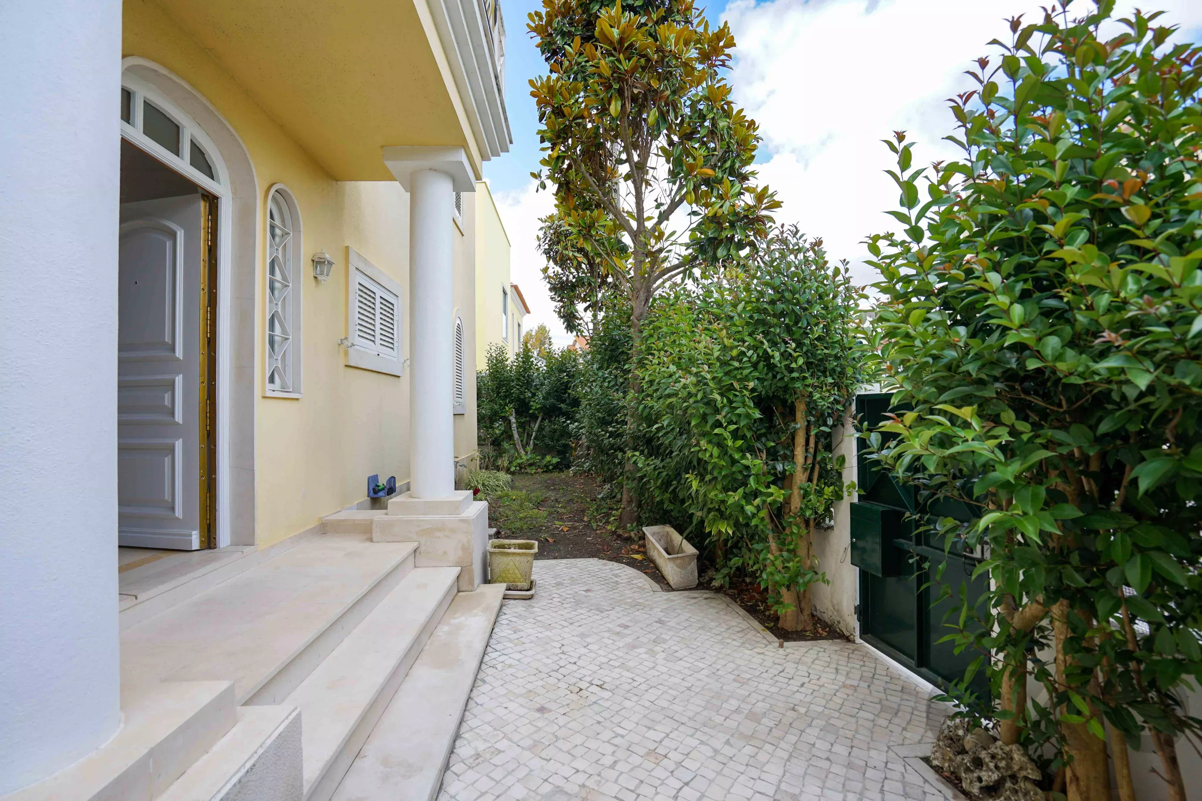 OPPORTUNITY OF THE MONTH: EXUBERANT HOME AT AN EXCELLENT PRICE. 86364147 image 5