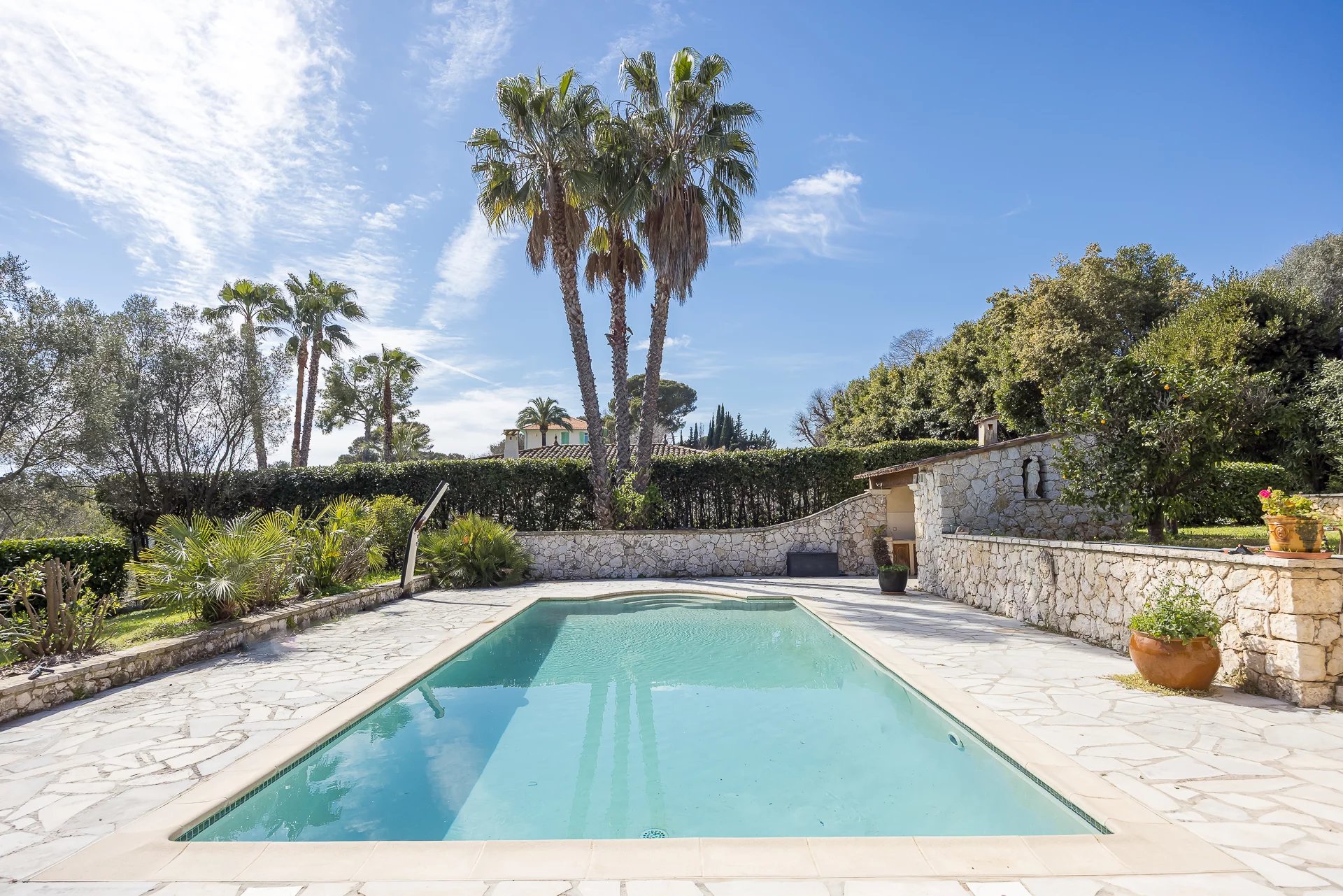 Antibes - Villa - Gated estate