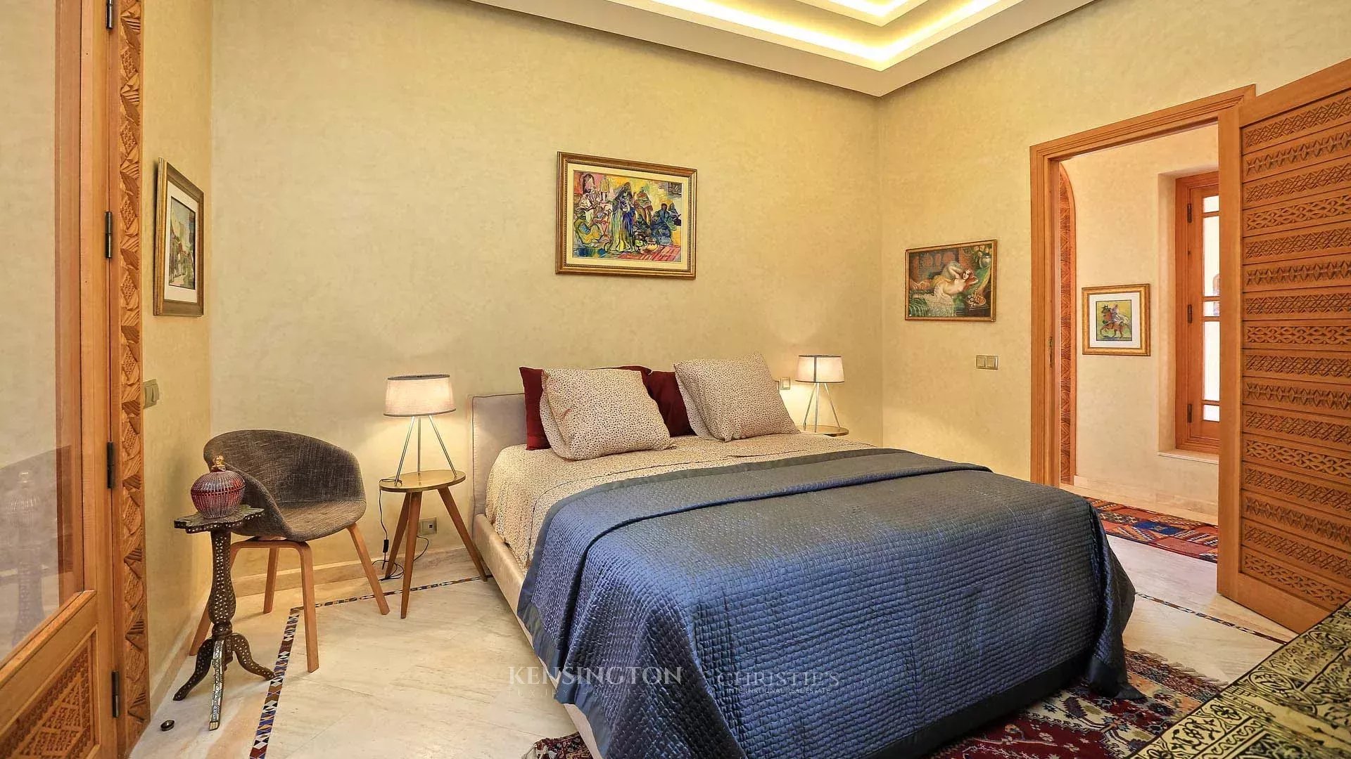 10 Bedroom Villa/Townhouse's Image 38