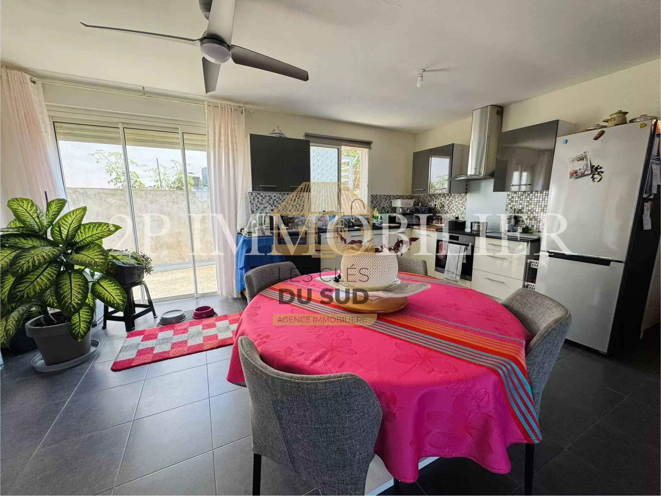 PETITE-ÎLE – MAISON F4 PLAIN-PIED AVEC VUE MER PANORAMIQUE – TERRAIN 600 M2 PISCINABLE