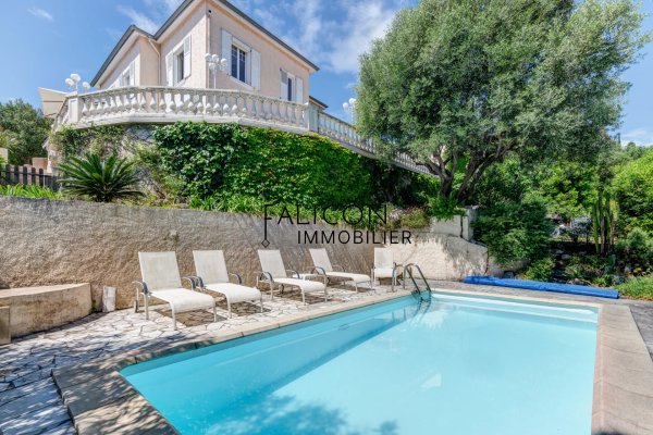 5-Bedroom Villa in Nice — photo 6