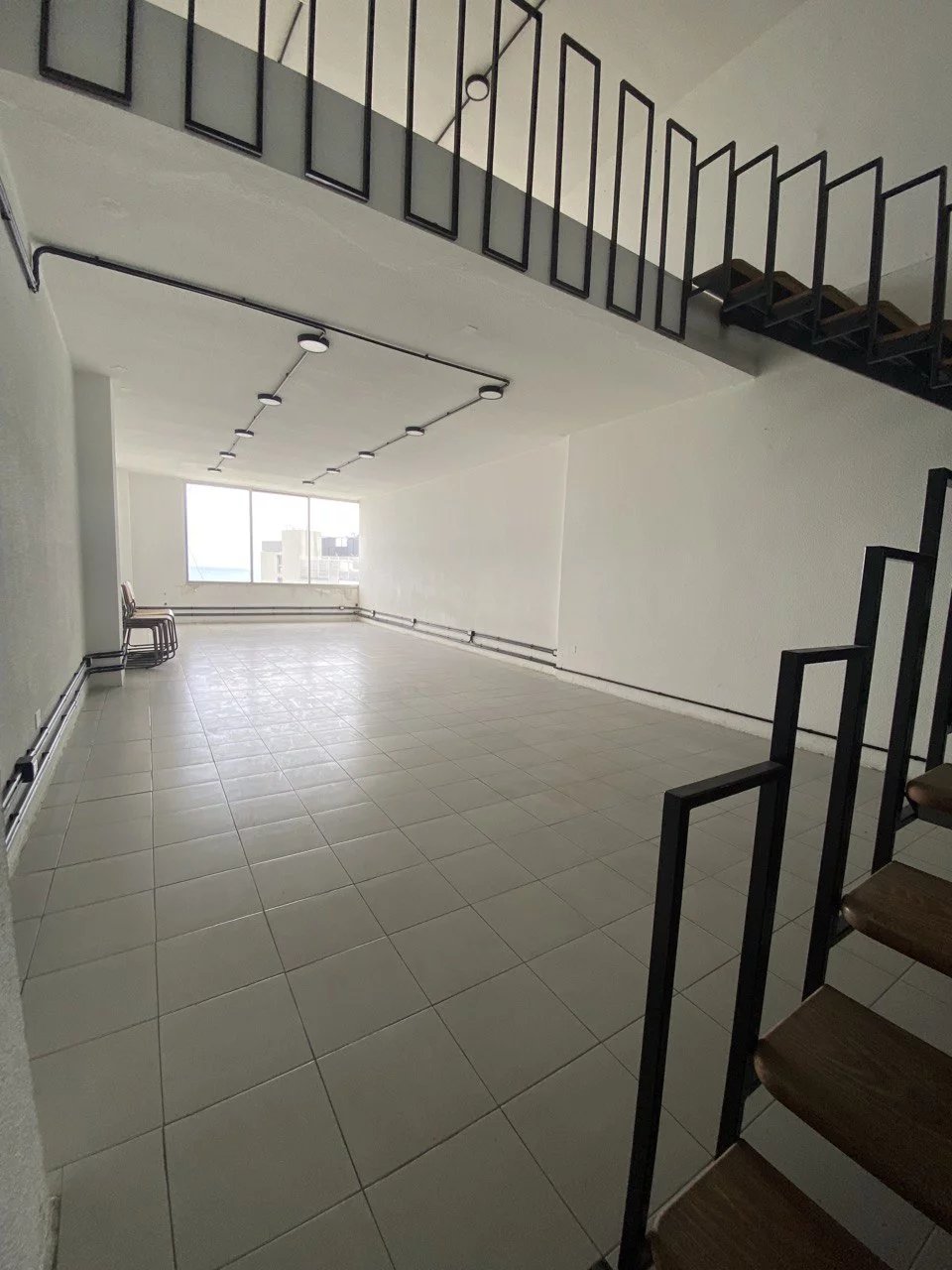 Office or Shop for Rent in Kaslik .