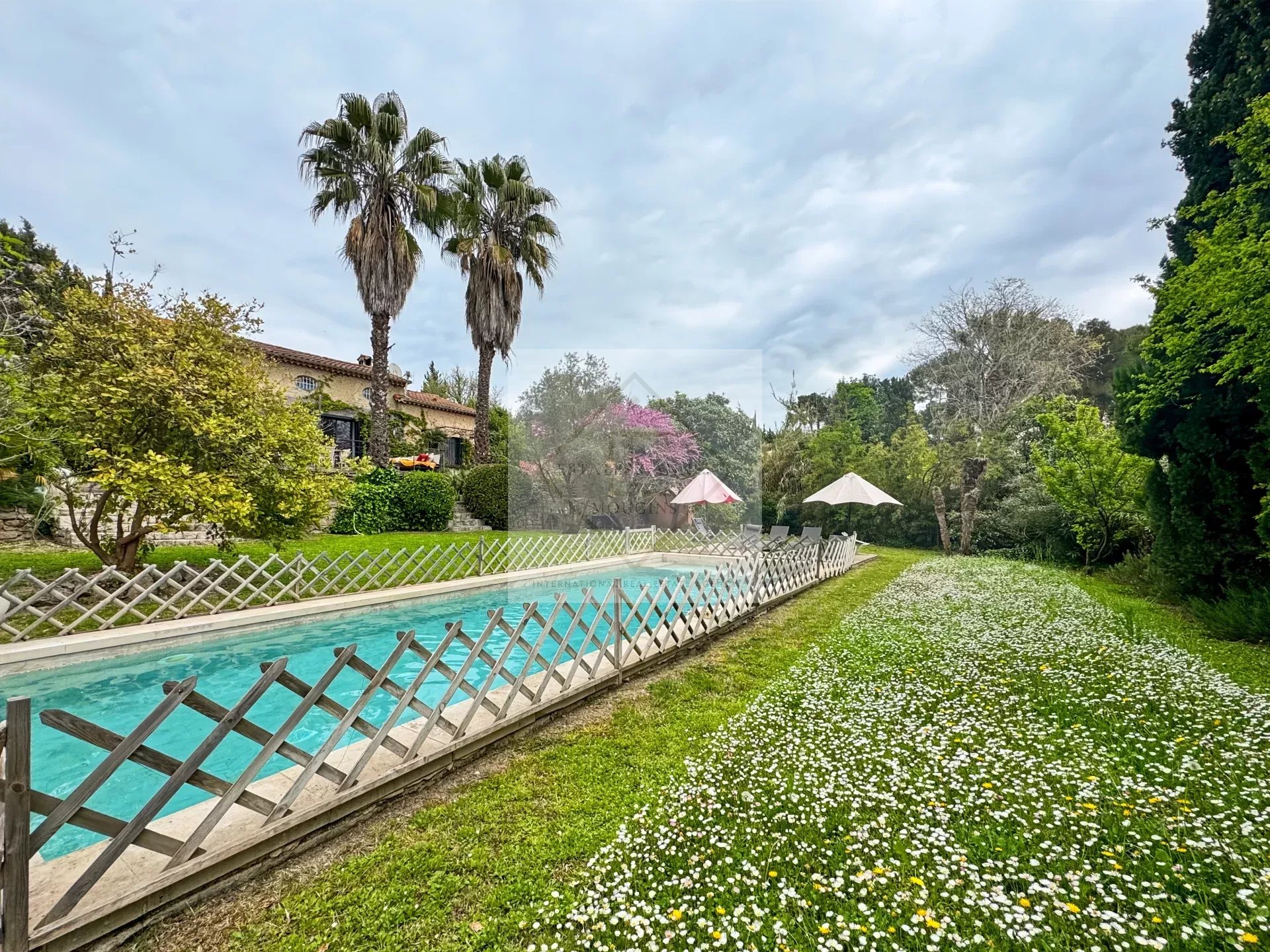 À louer – Élégante demeure au cœur de Mougins — фото 5