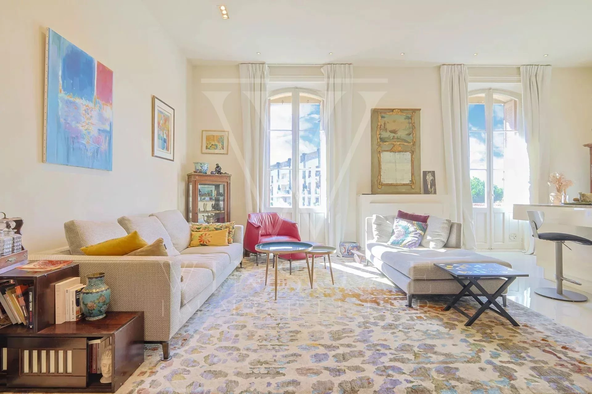 Appartement Bourgeois T3 + Parking