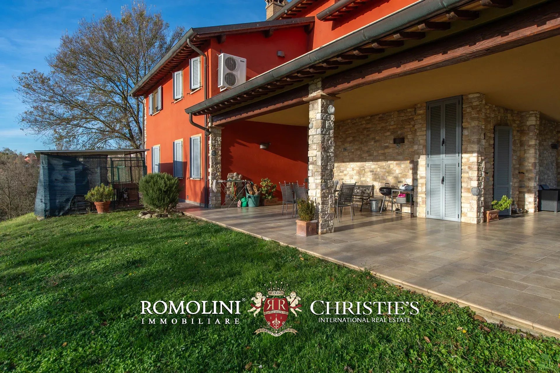 10 Bedroom Villa/Townhouse's Image 12