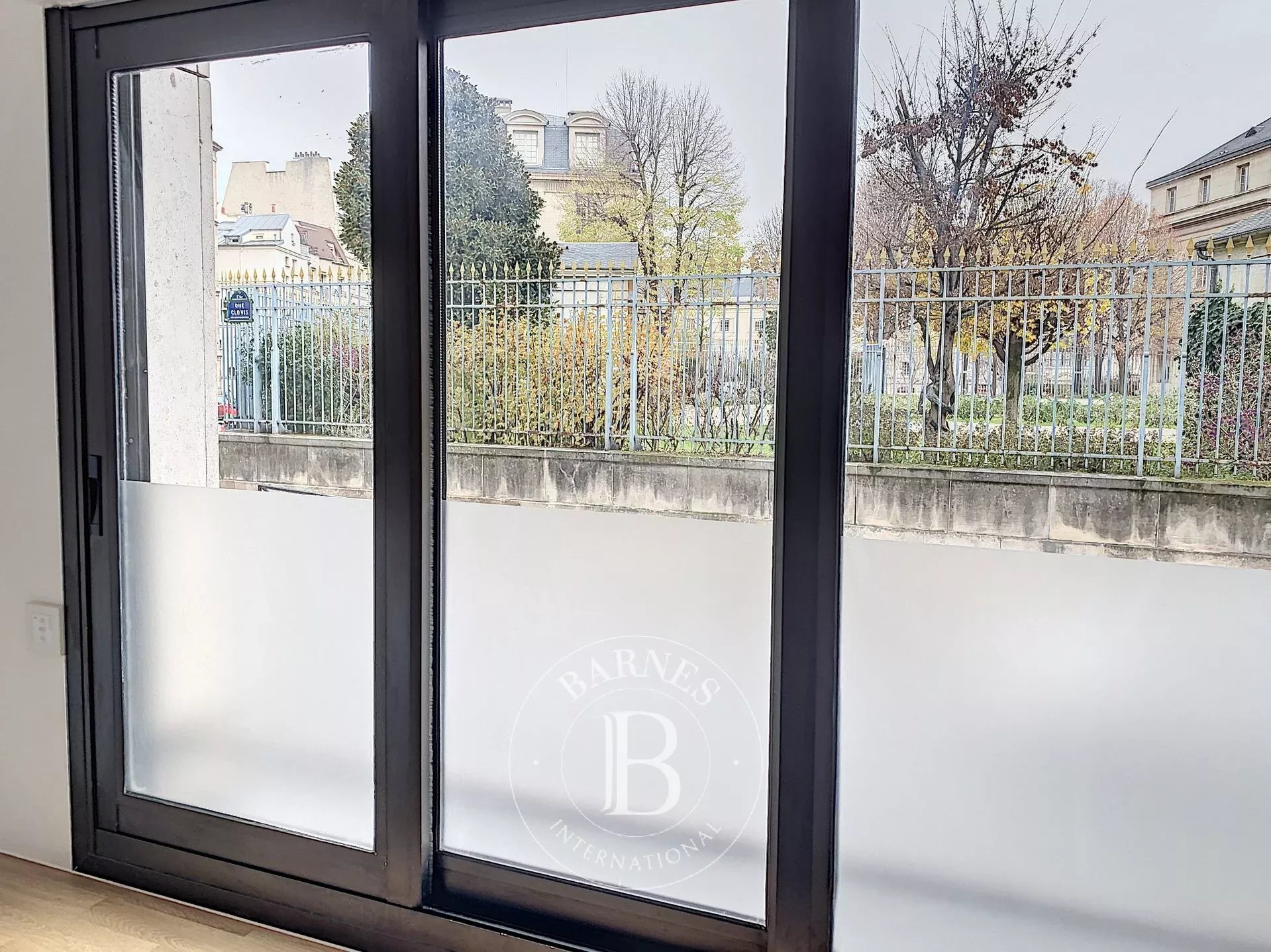 Daire Paris 5ème - picture 12