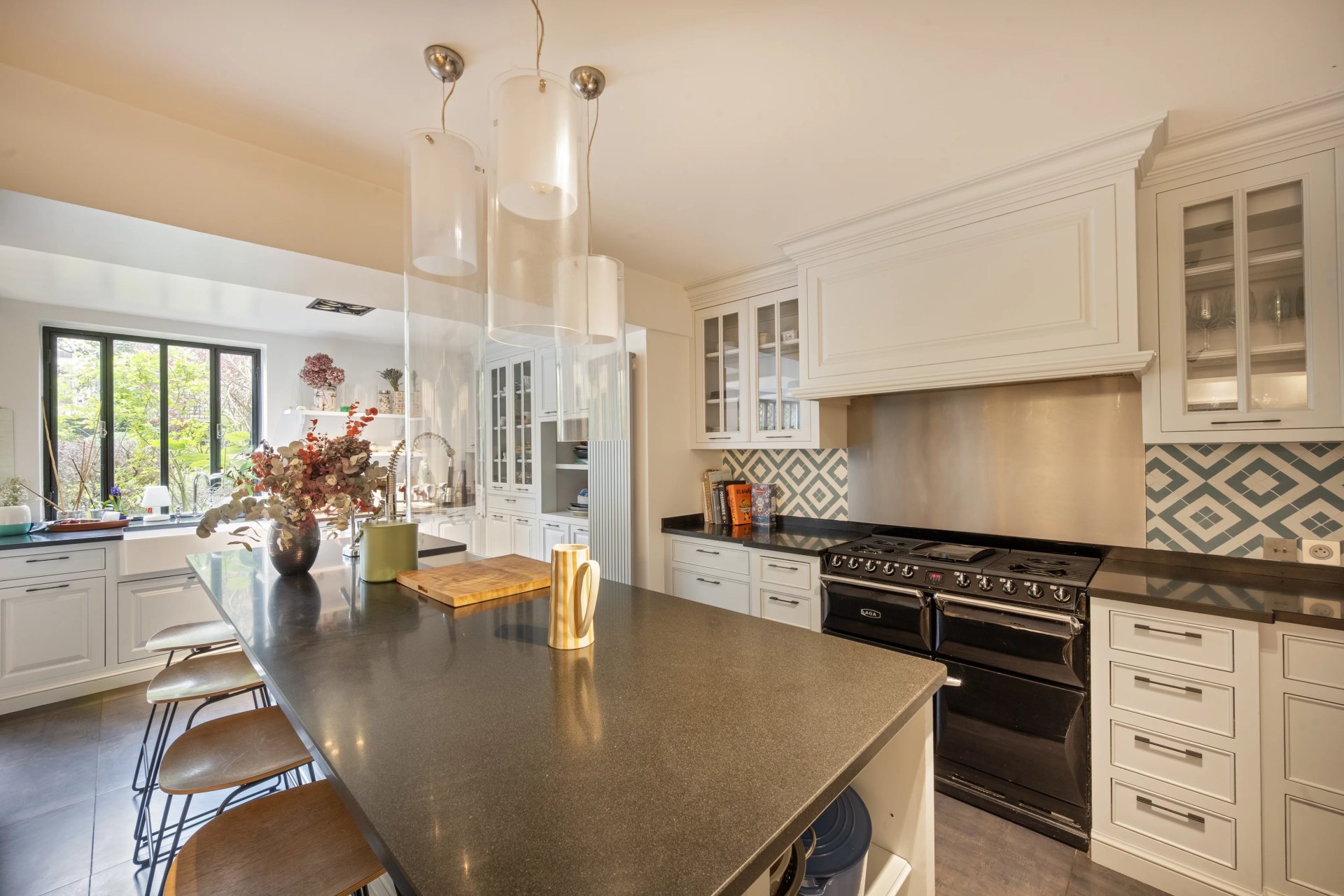 6 Bedroom Villa/Townhouse's Image 15