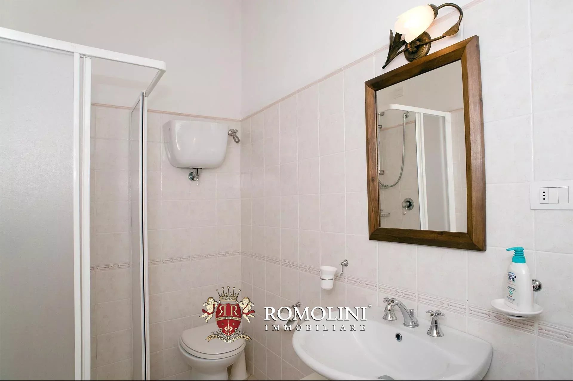 9 Bedroom Villa/Townhouse's Image 58