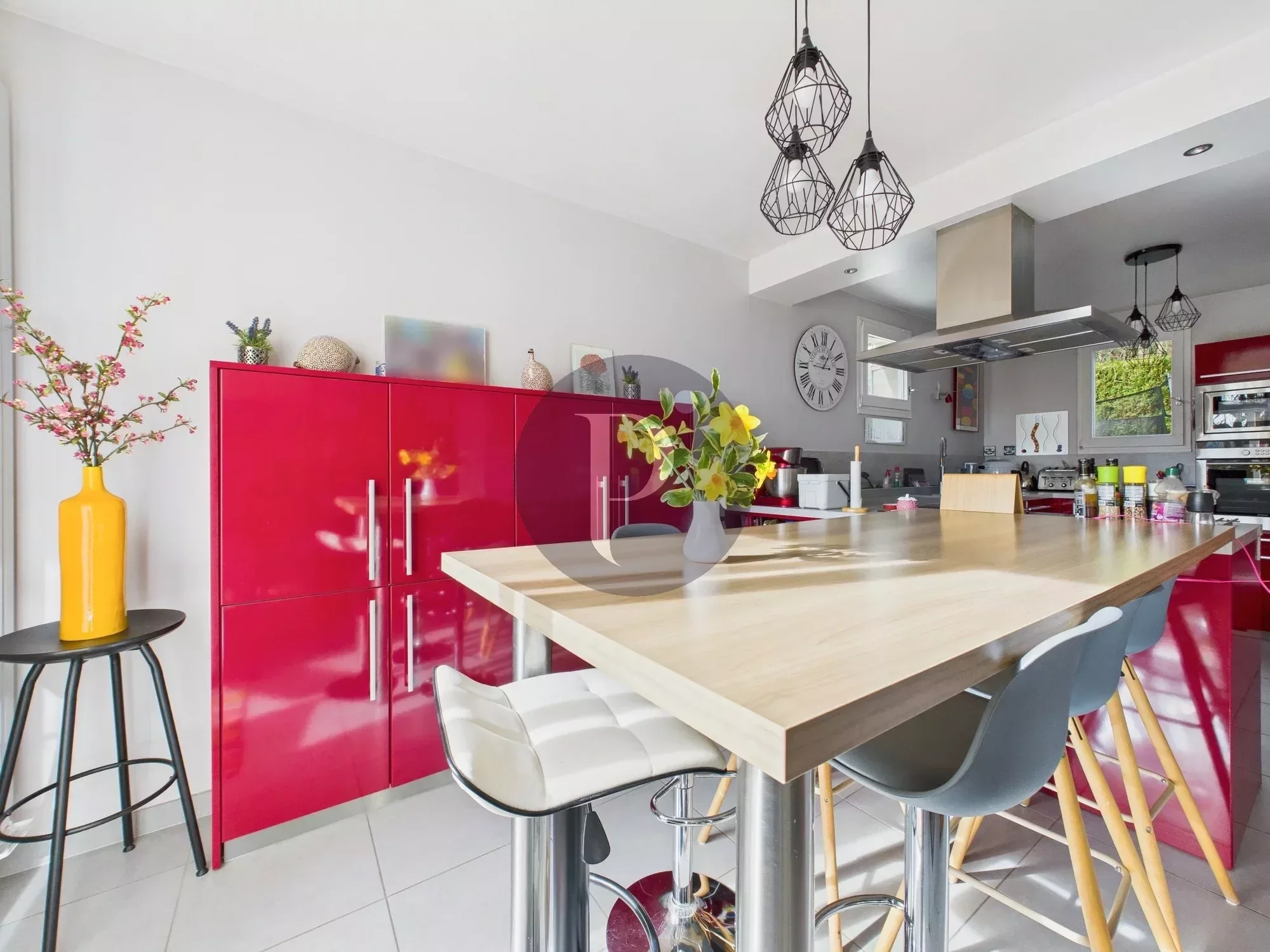 vente-maison-8-pieces-verrieres-le-buisson-85522135