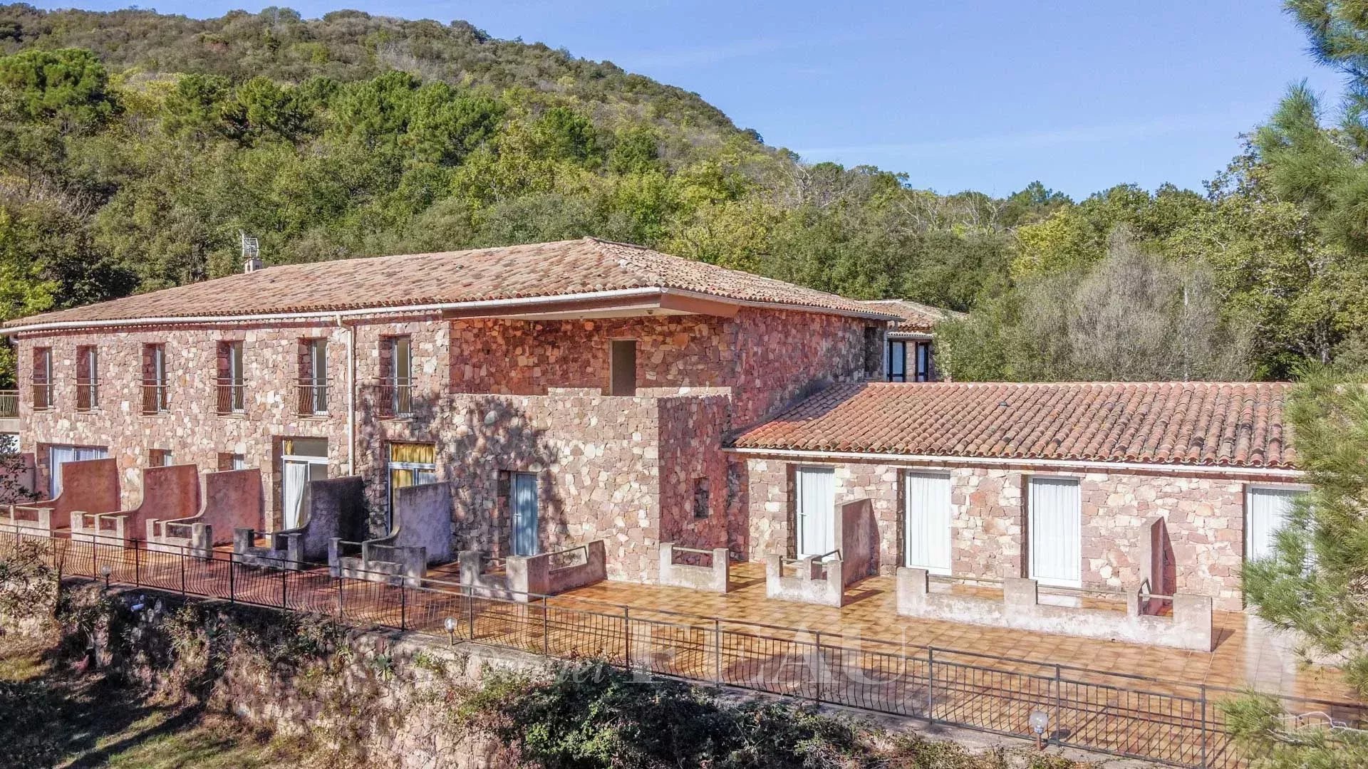 Vente Mas Bagnols-en-Forêt