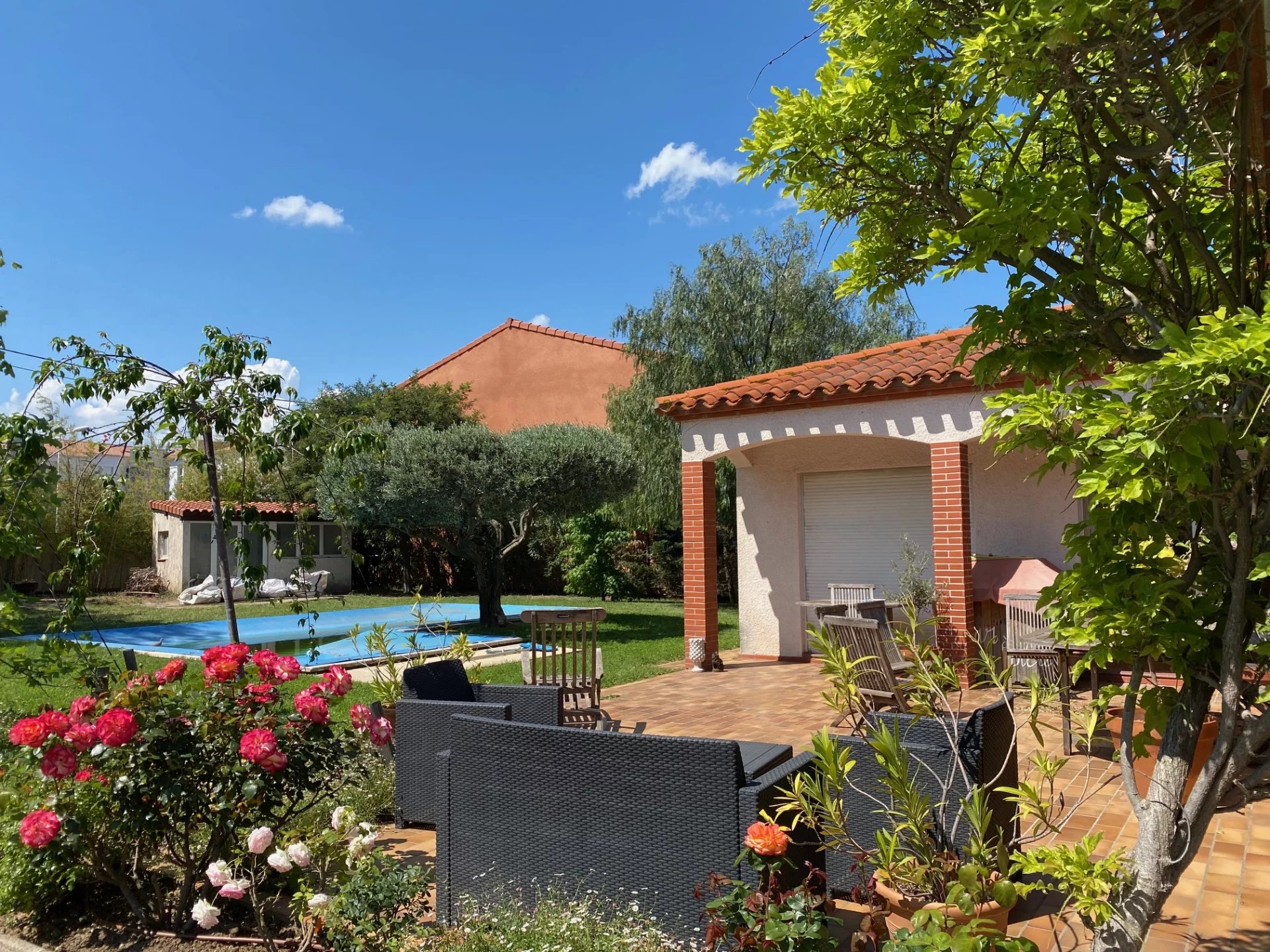 Maison à Perpignan avec piscine et confort moderne