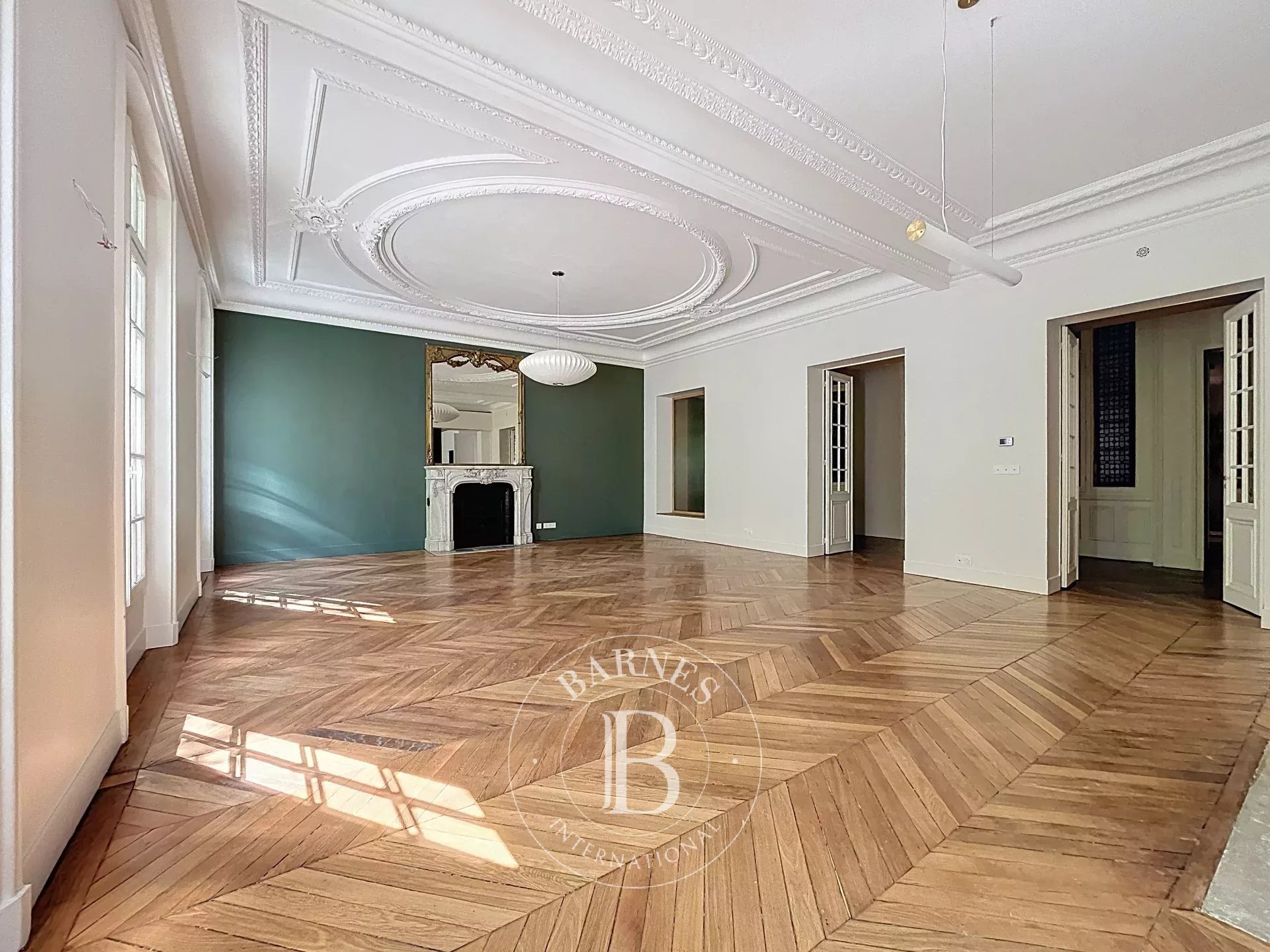 Paris  - Apartment 5 Bedrooms - picture 14