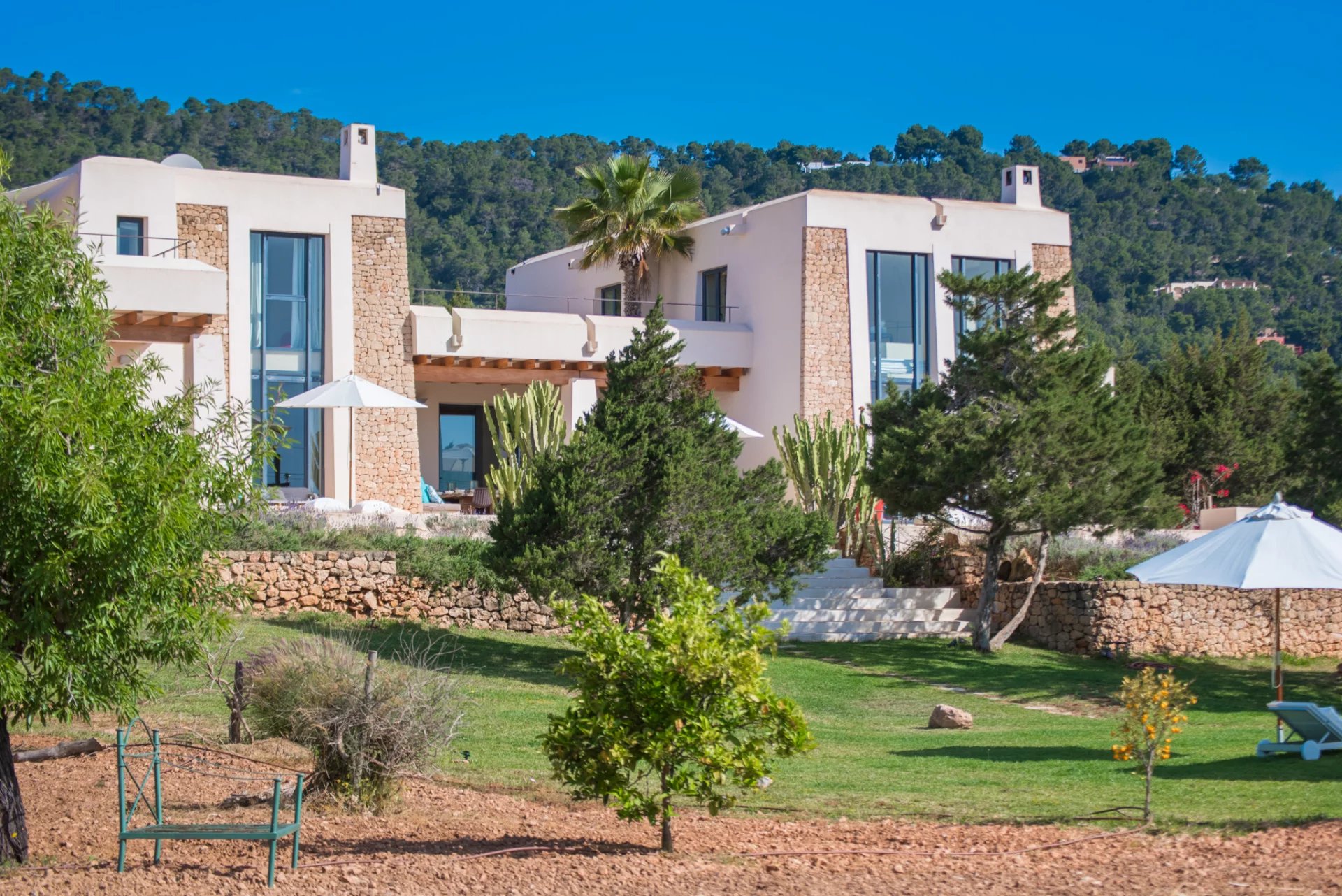 Seasonal rental Villa Es Cubells