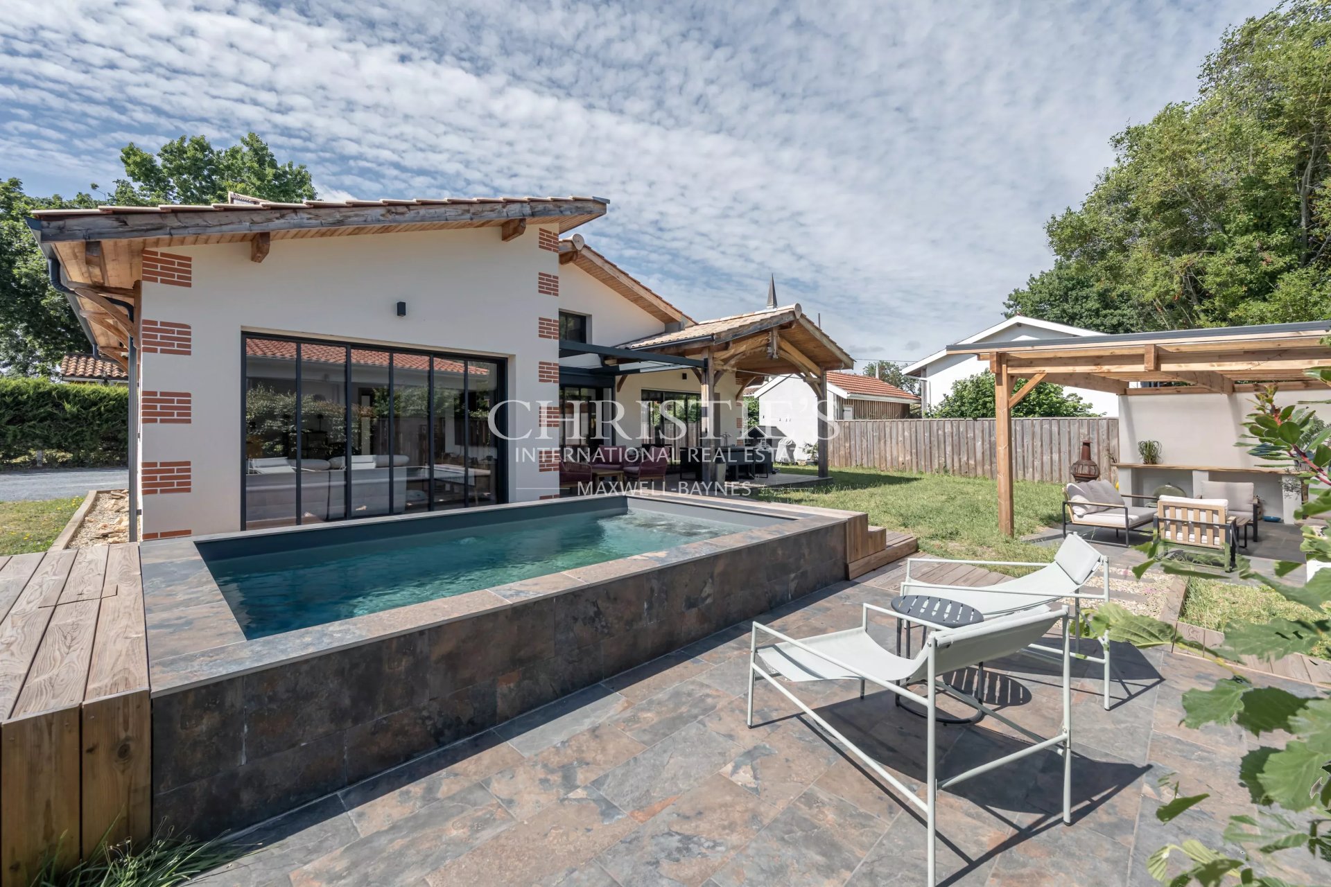 4 Bedroom Villa/Townhouse's Image 14