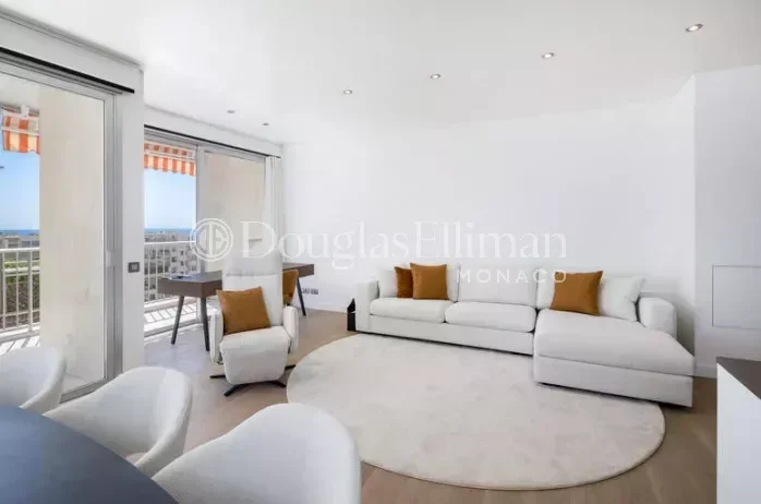 Monaco – Saint Roman – Appartement 3 pièces vue mer - Image nᵒ2
