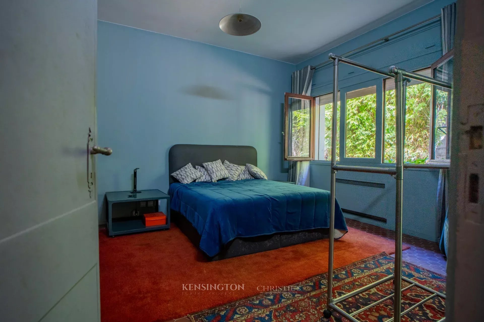 6 Bedroom Villa/Townhouse's Image 28