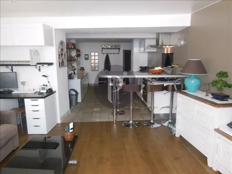 location-appartement-2-pieces-verrieres-le-buisson-83870261