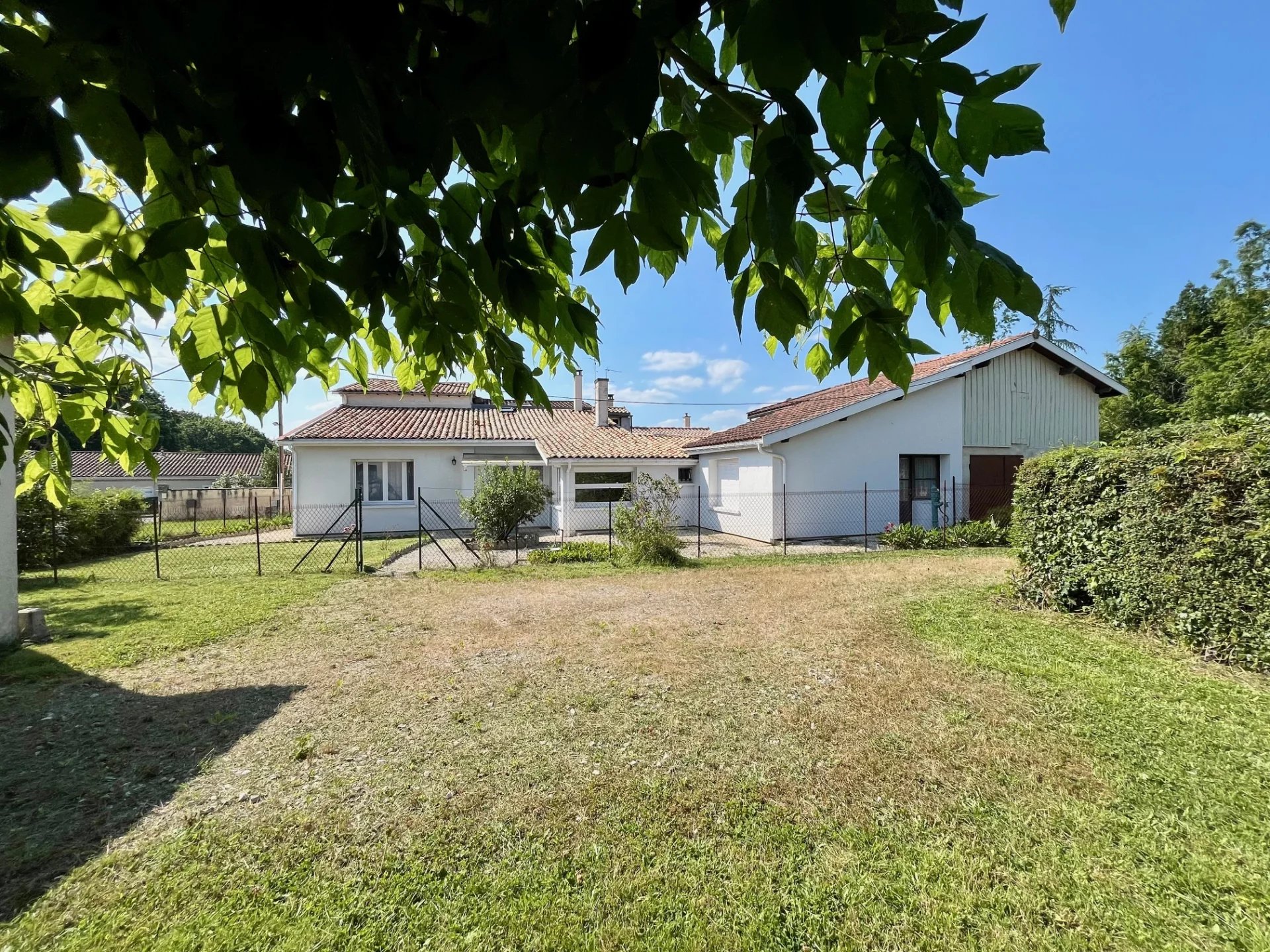 LA BREDE, Maison de 136m² sur 674m² de terrain