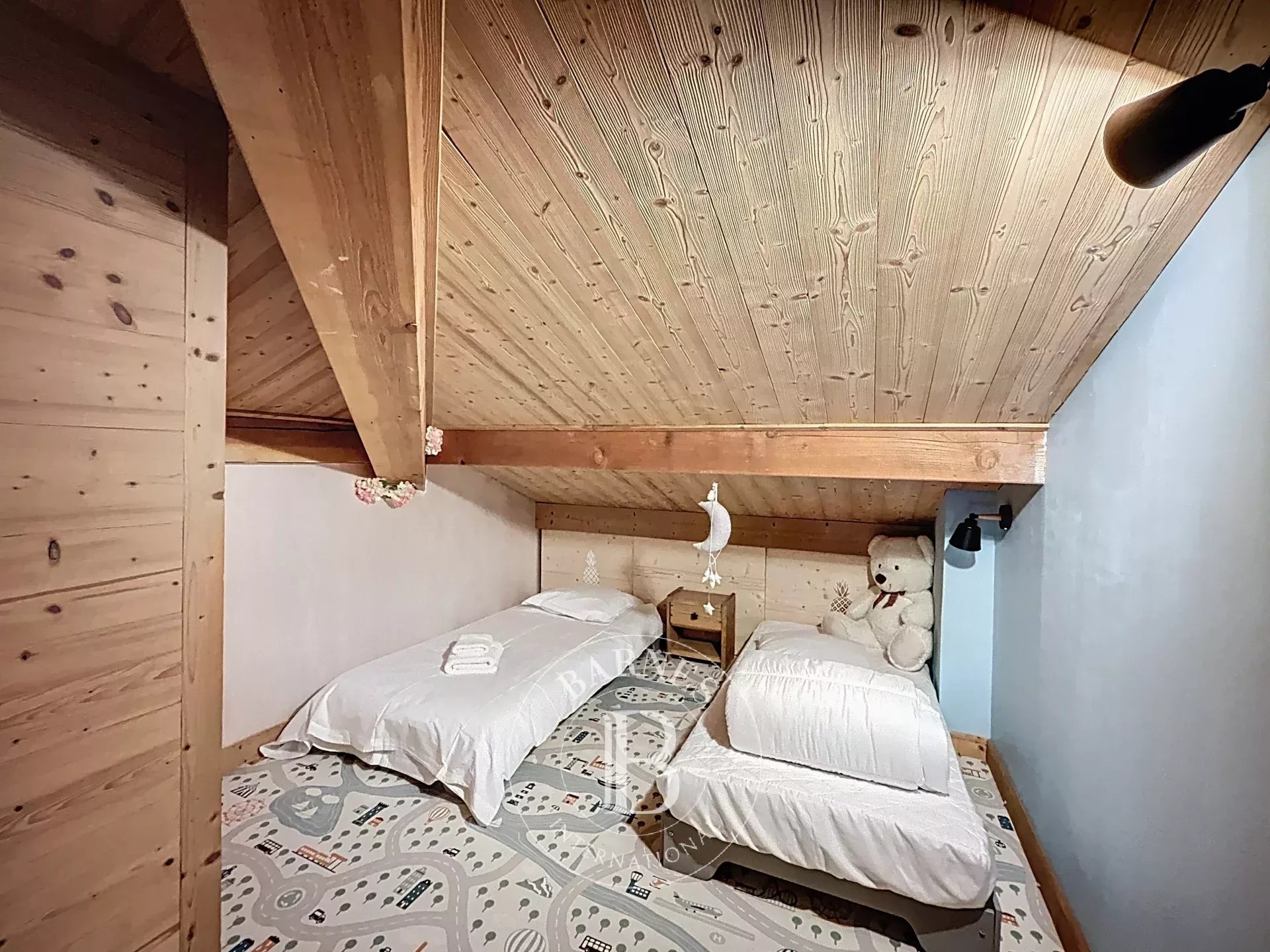 Photo of Les Gets – Ski-in/Ski-out property with 3 units