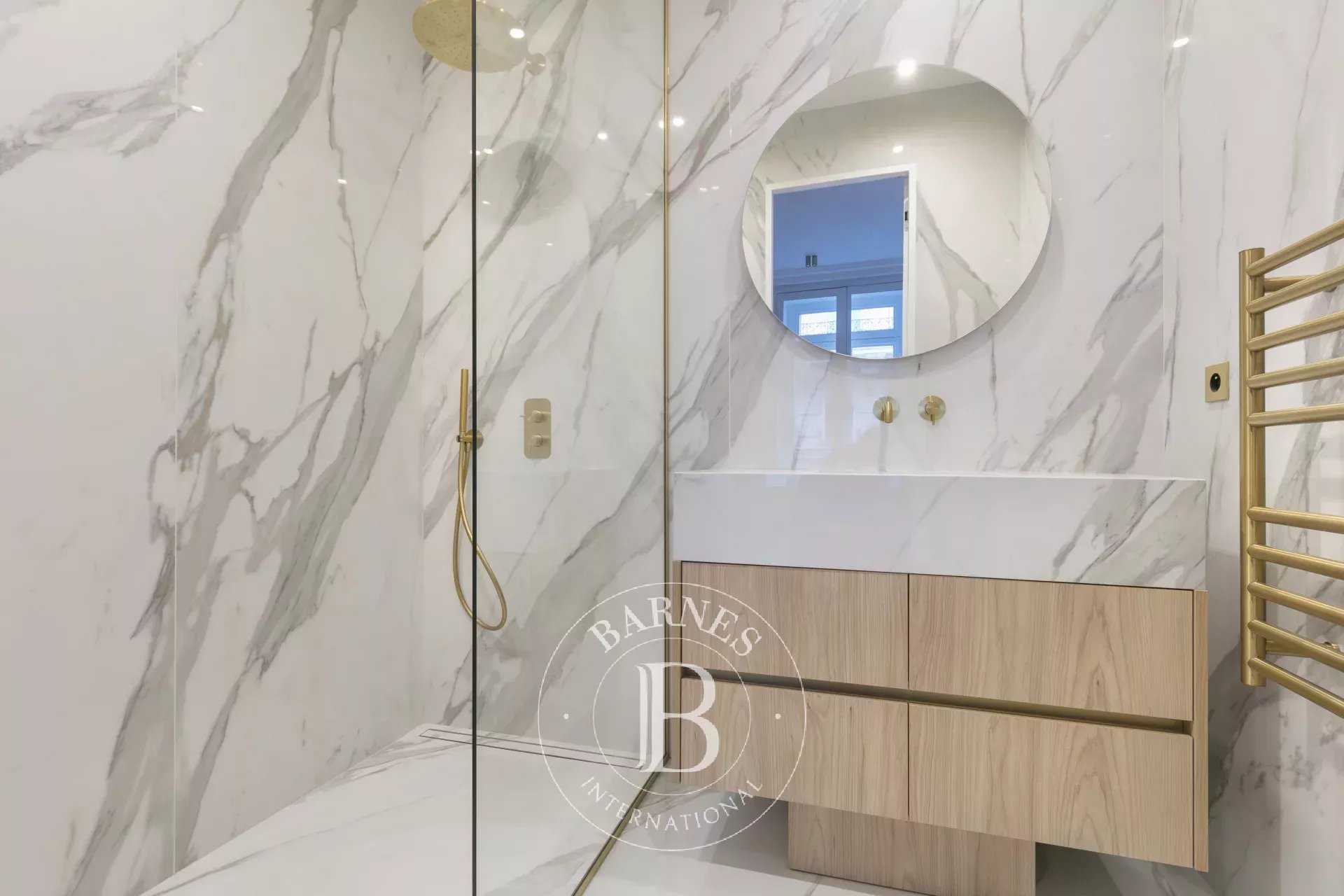 Daire Paris 8ème - picture 7