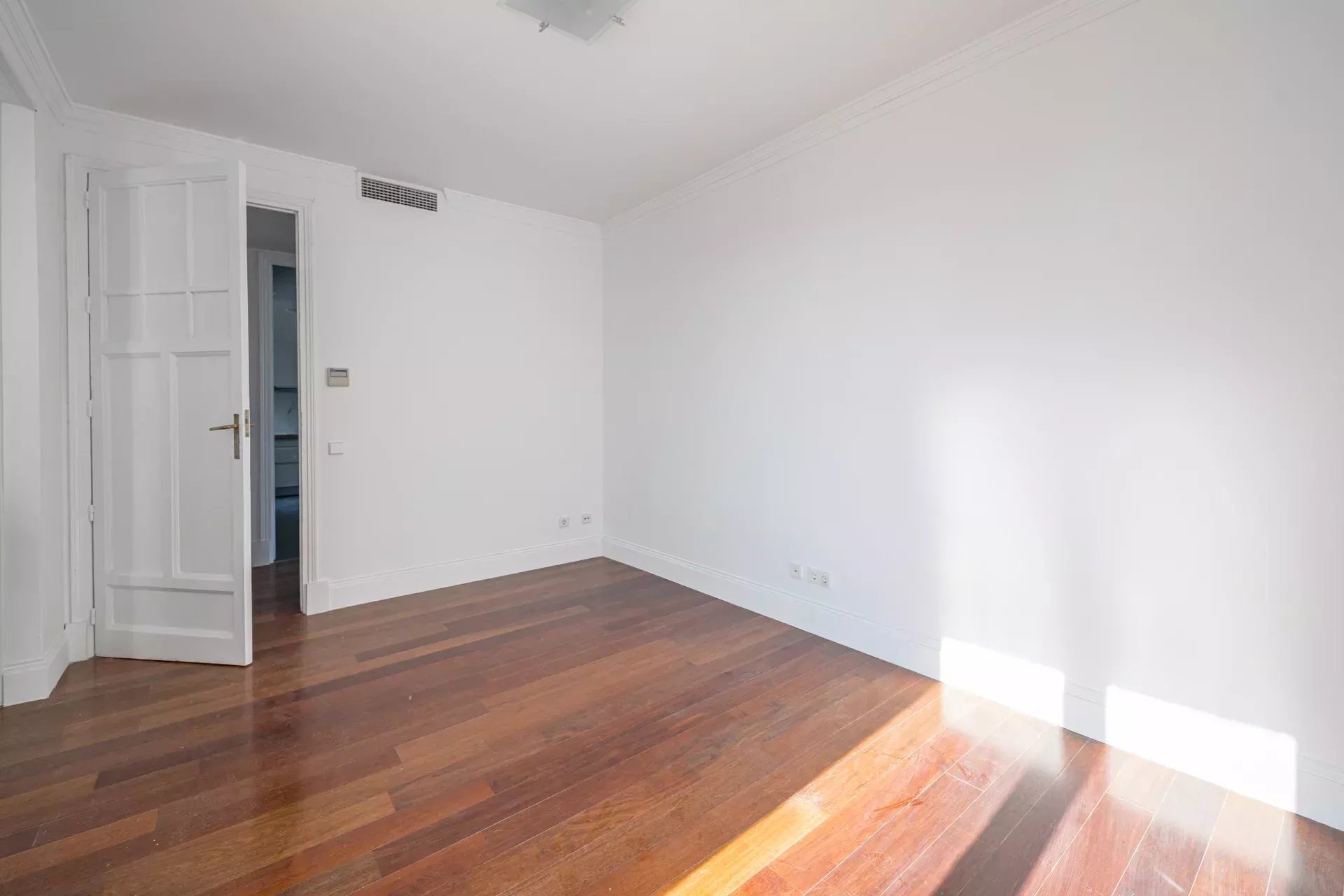 Daire Madrid - picture 26