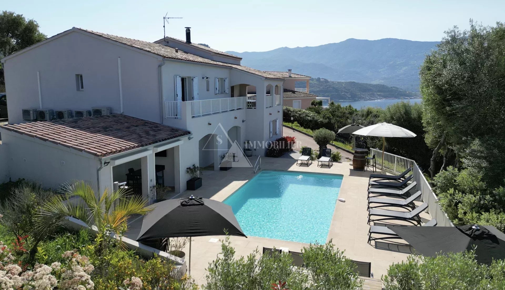 Agence immobilière de 