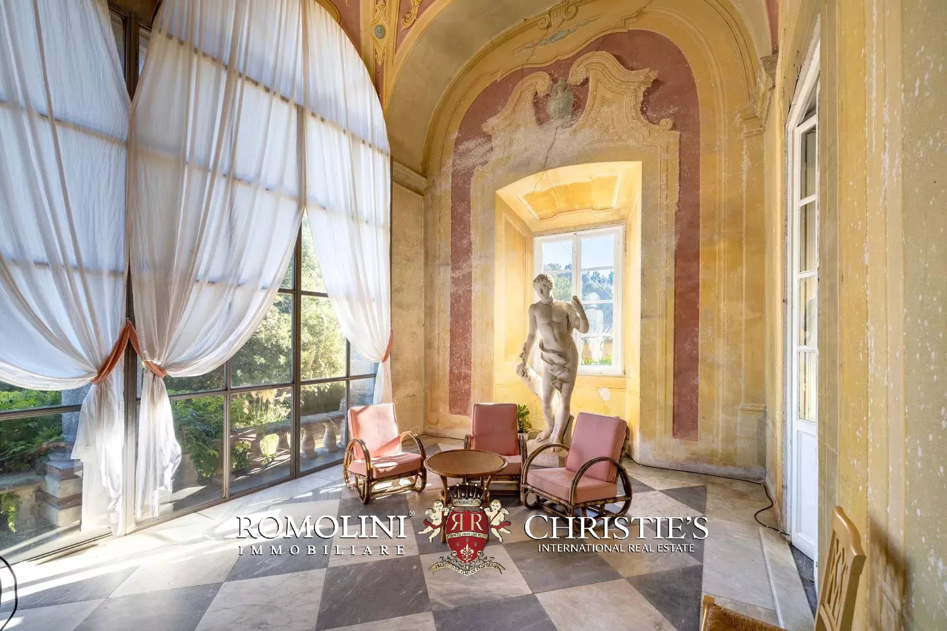 14 Bedroom Villa/Townhouse's Image 89