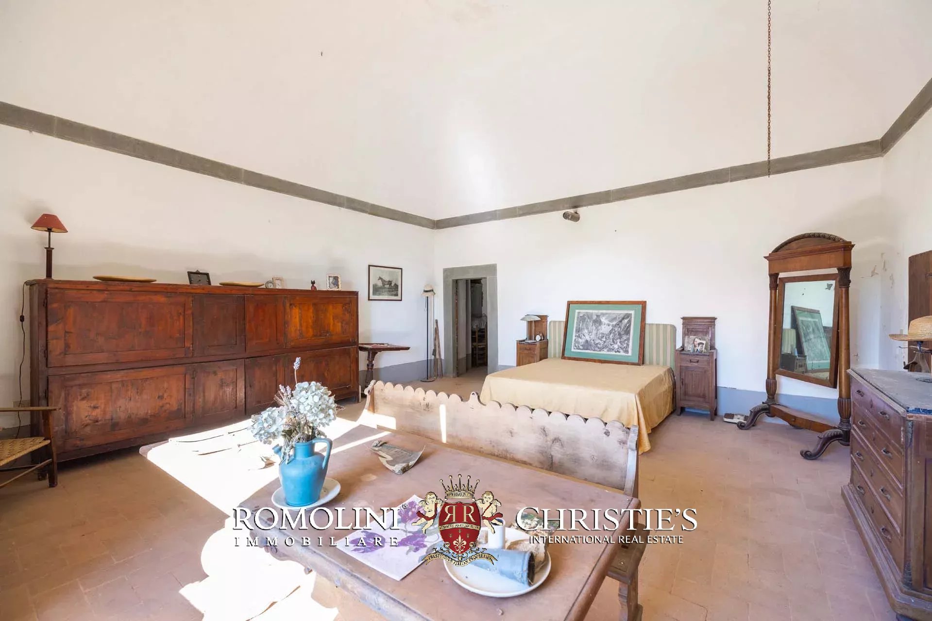 30 Bedroom Villa/Townhouse's Image 86