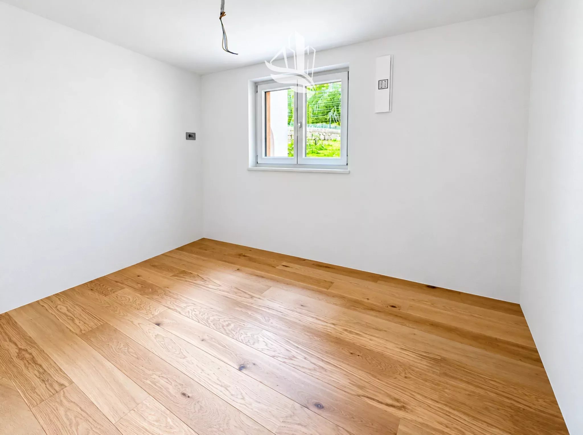 Montan-Glen: 4-Zimmer-Wohnung mit Panoramablick in ruhiger Sonnenlage