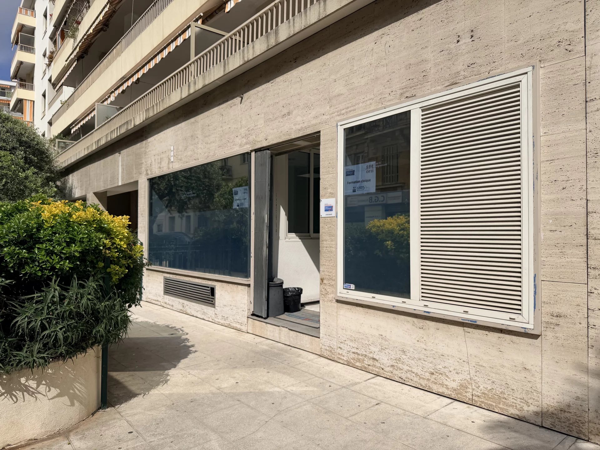 Agence immobilière de 