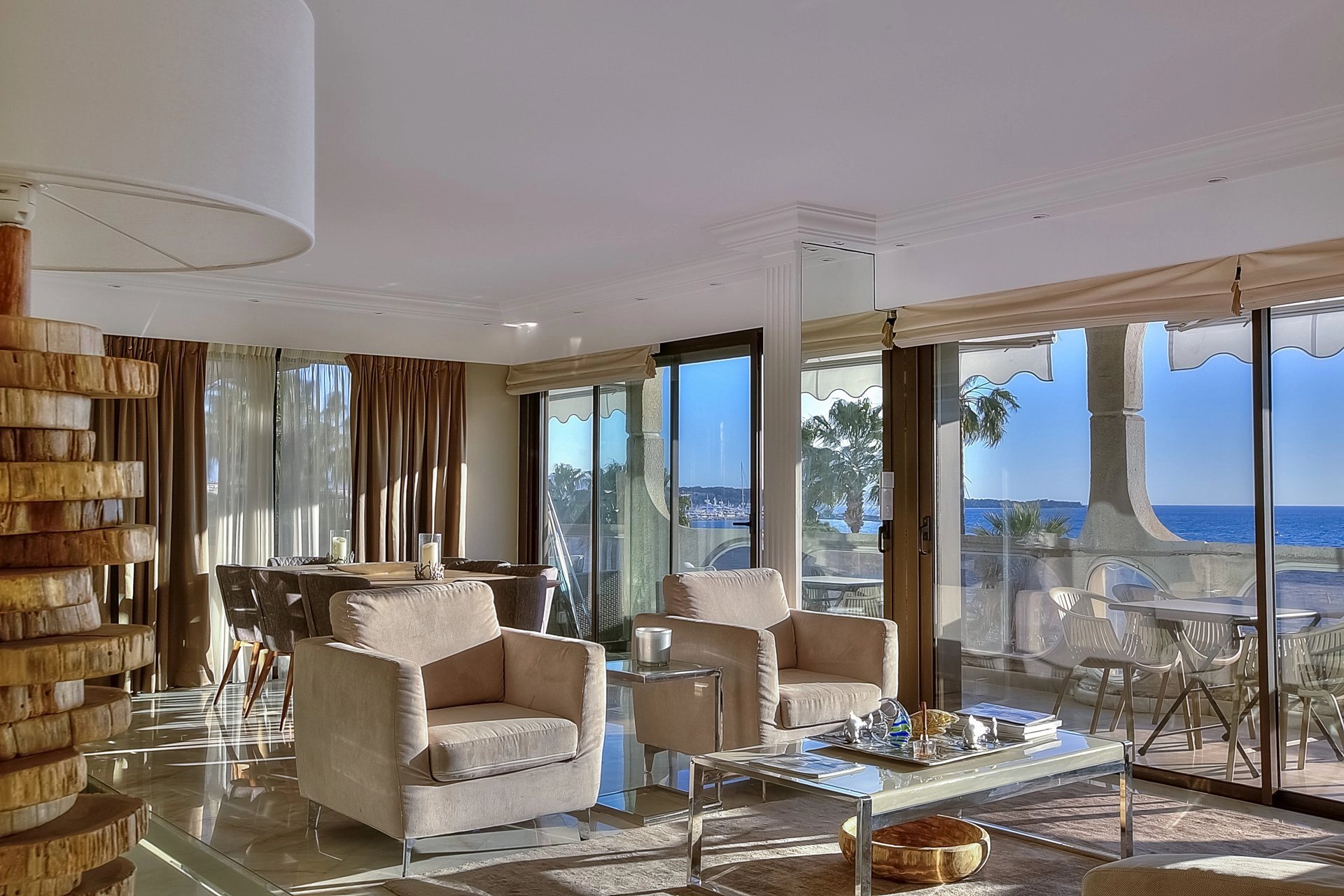 Agence immobilière de 