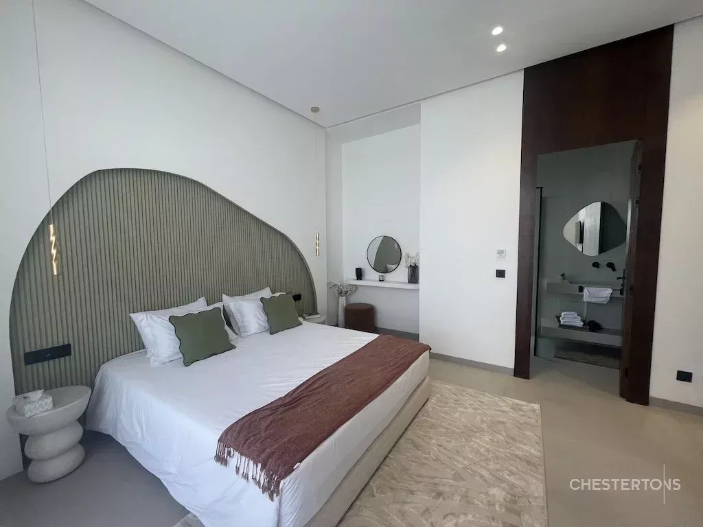  Image of Villa - 5 Bedrooms for Sale in Marrakech-Ménara-Marrakech-Morocco, Image 25